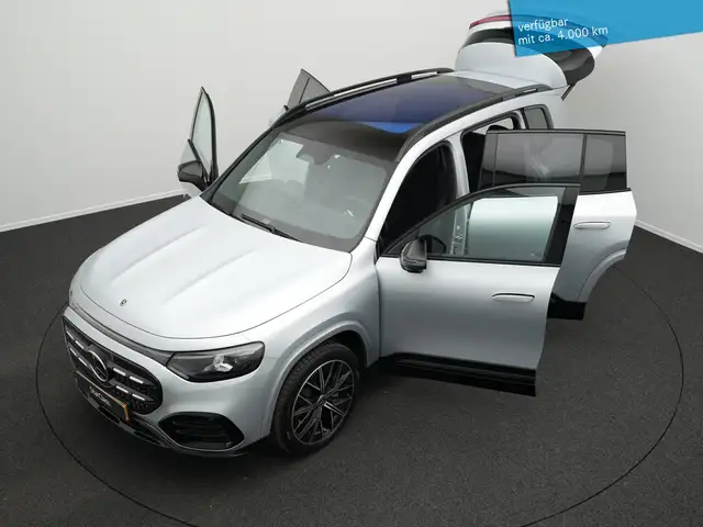 Mercedes-Benz GLB view 14