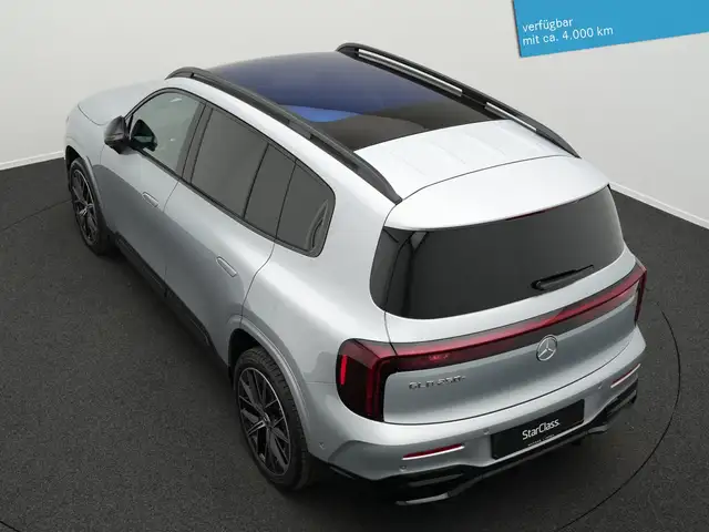 Mercedes-Benz GLB view 13