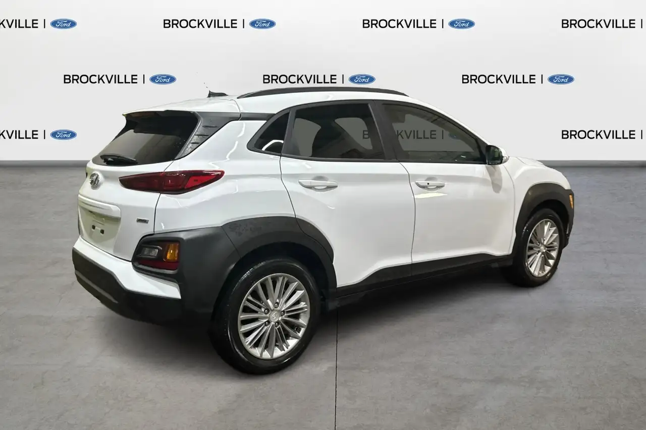 Hyundai KONA photo Hyundai KONA