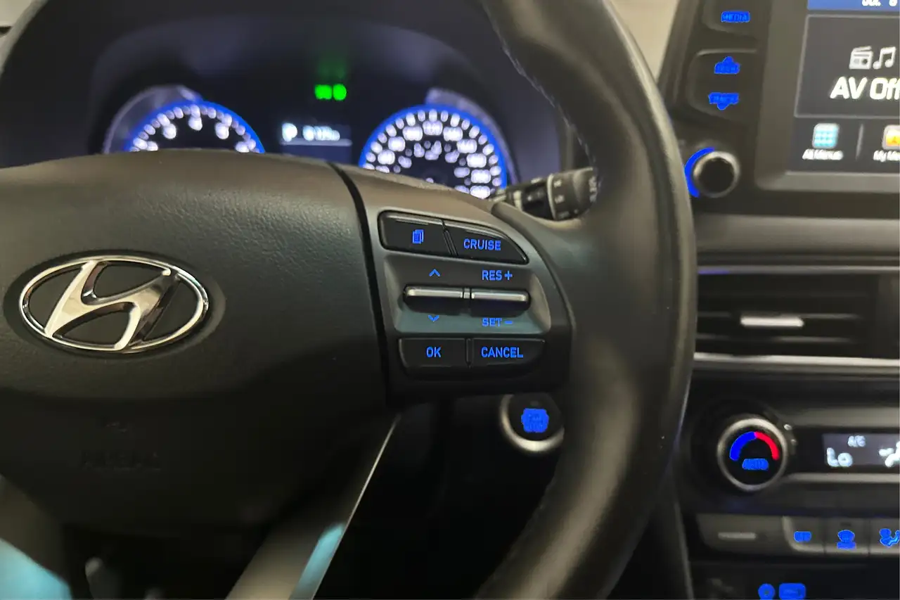 Hyundai KONA photo Hyundai KONA