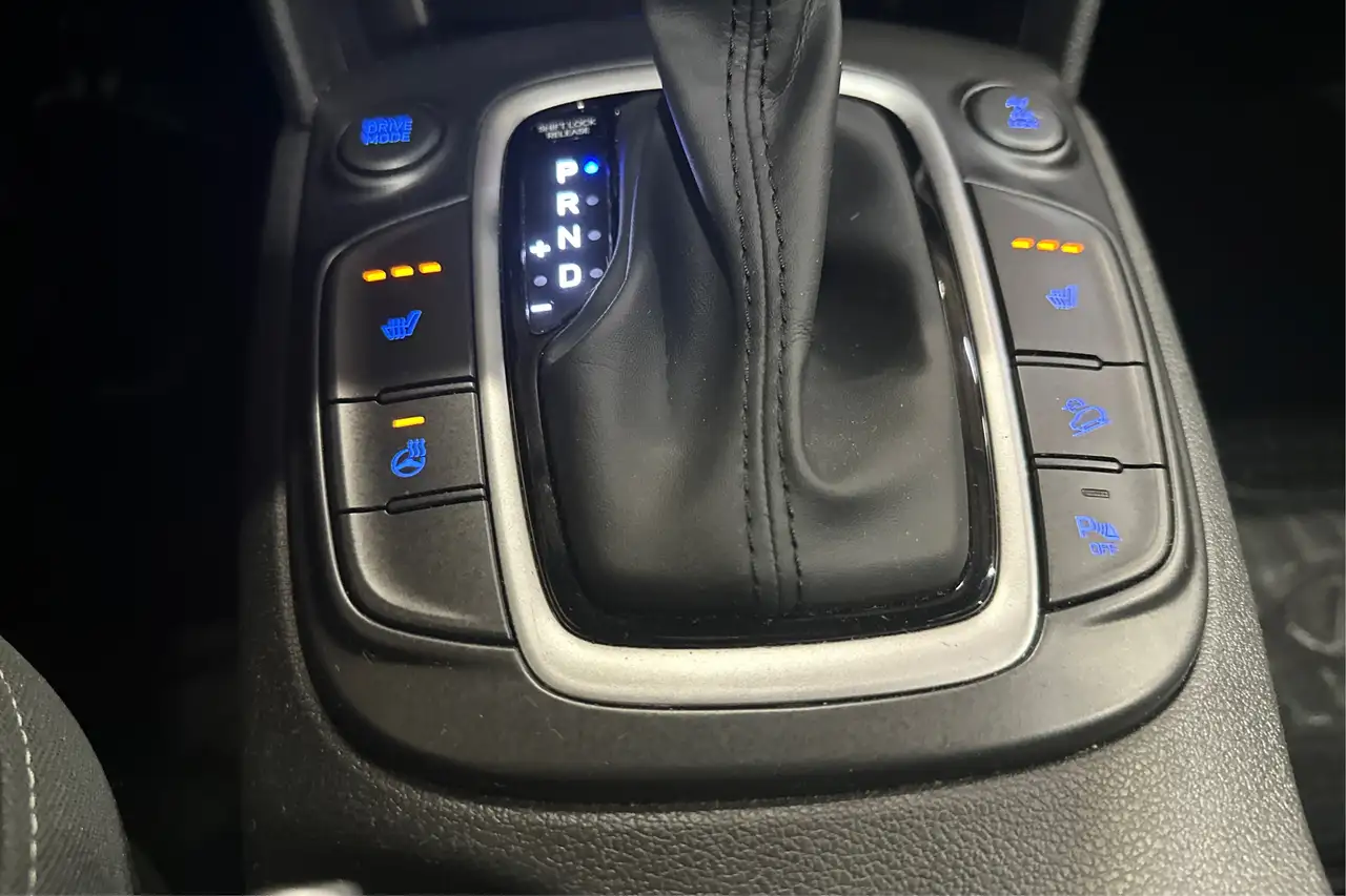 Hyundai KONA photo Hyundai KONA