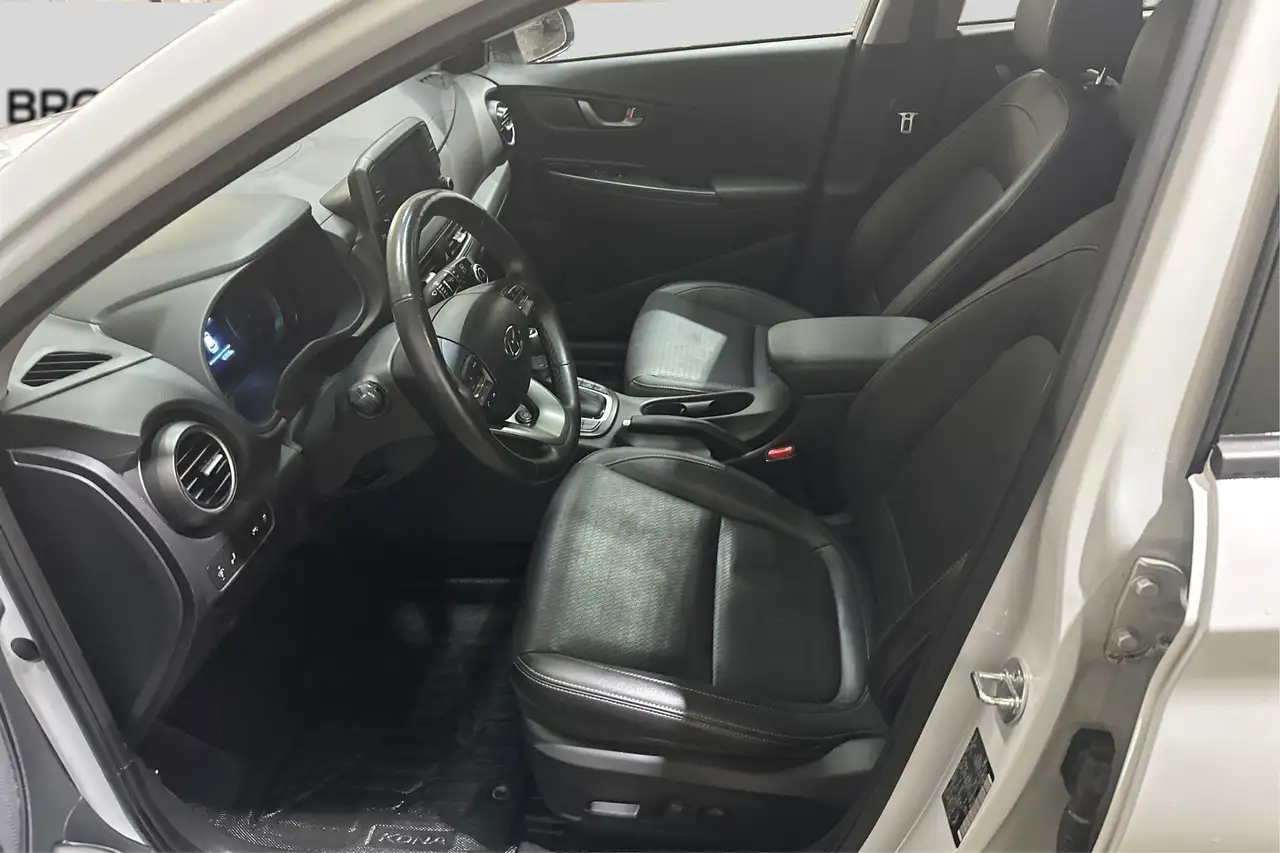 Hyundai KONA photo Hyundai KONA