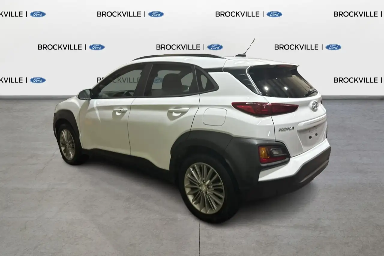 Hyundai KONA photo Hyundai KONA
