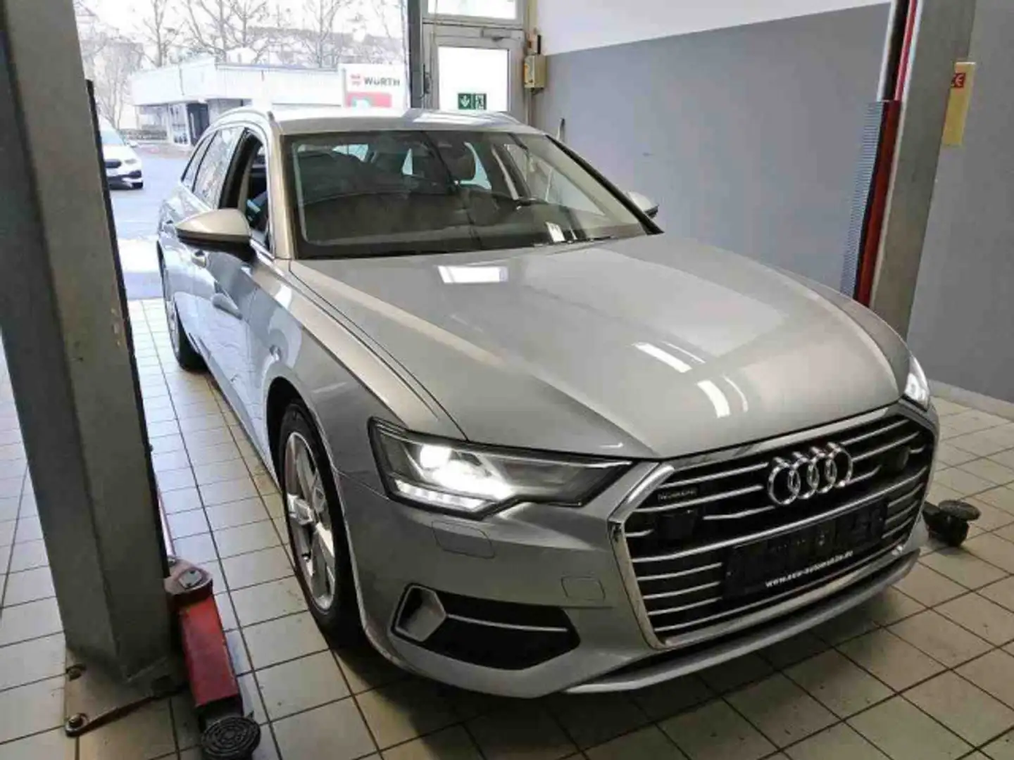 Audi A6 Avant Sport 40TDI quattro NAVI LED ACC RFK VC Silber - 2