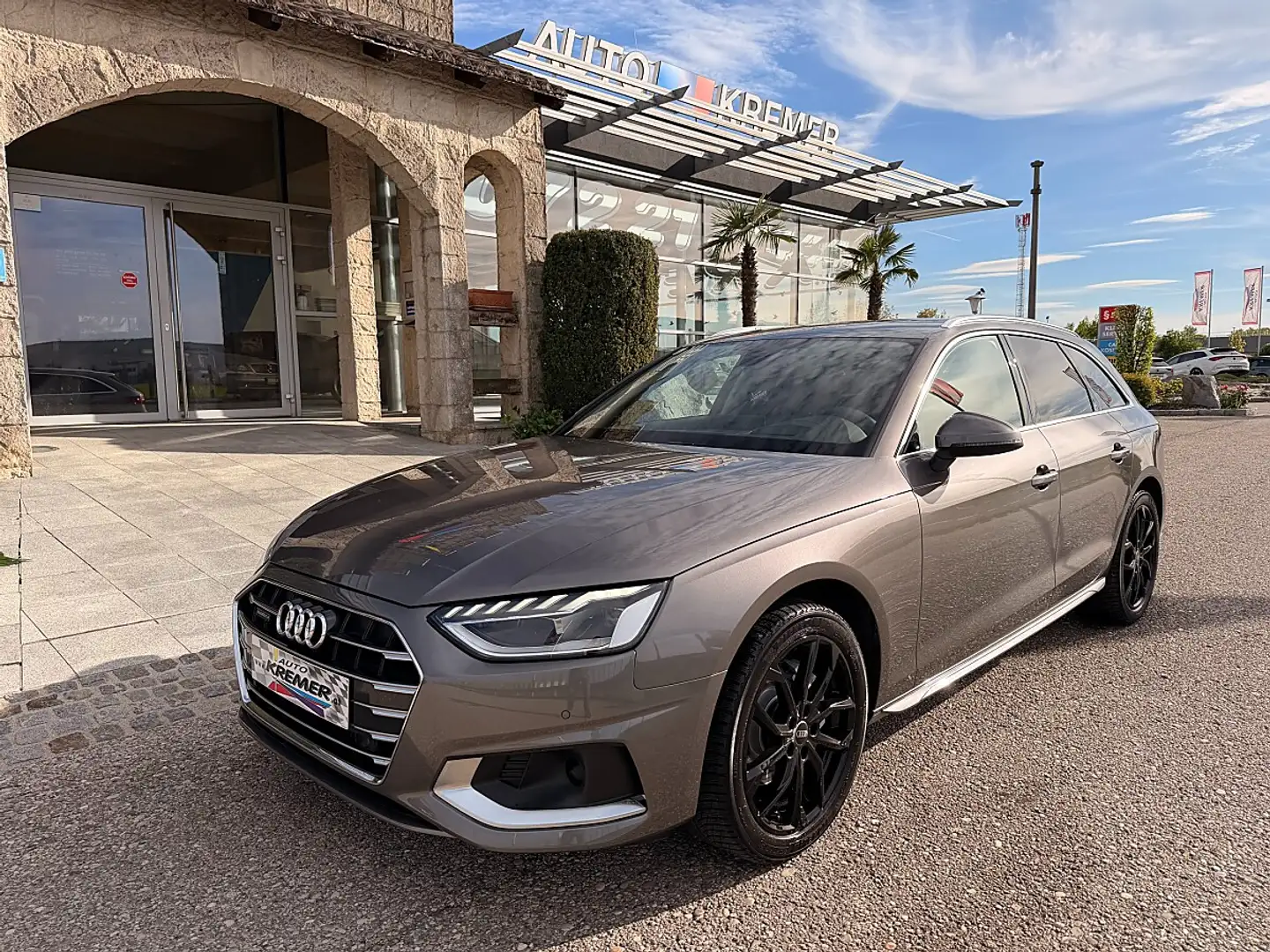 Audi A4 Avant 40 TDI Quattro S-tronic/LEDER/VIRTUAL-C./... Grau - 2