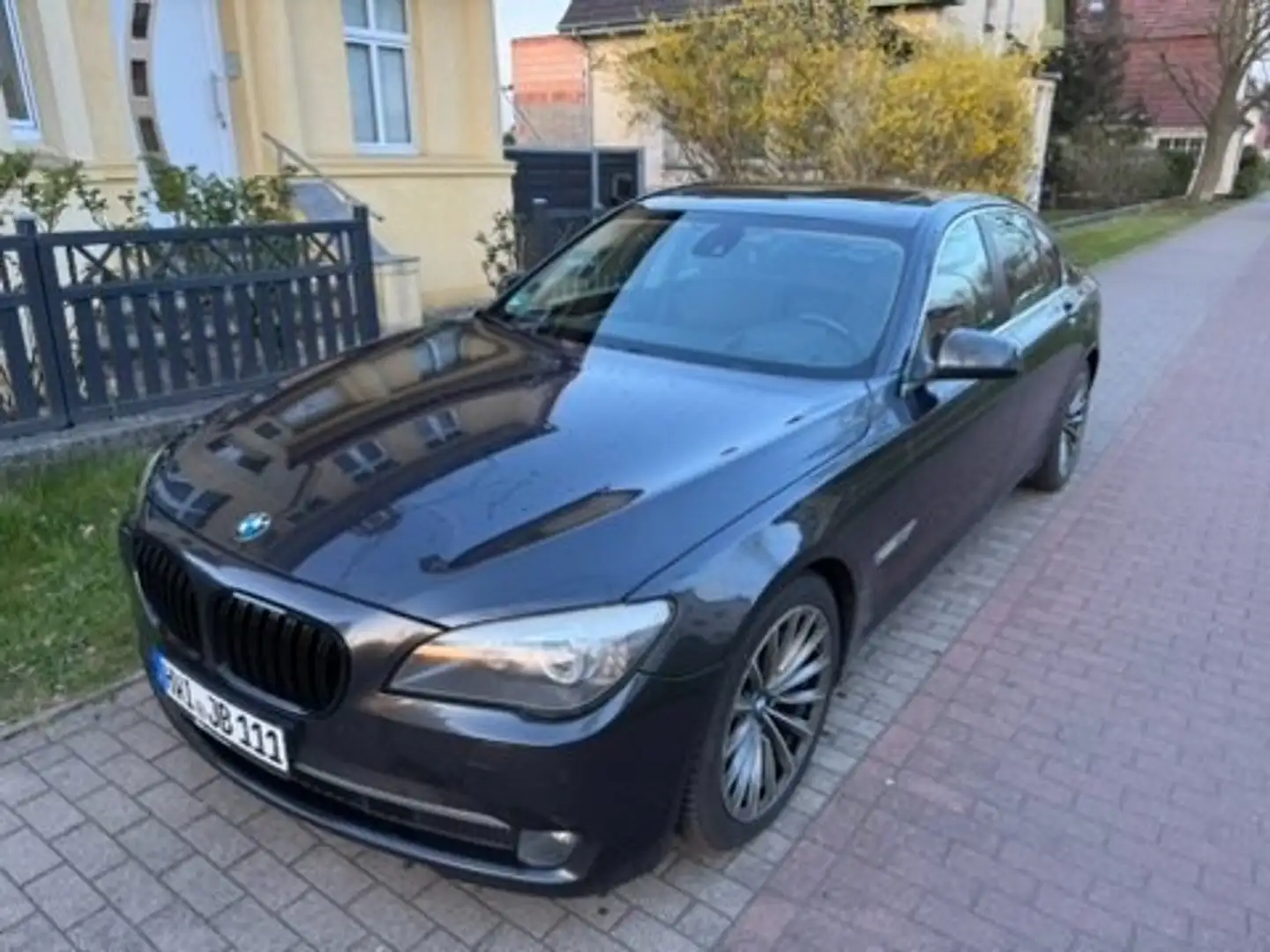 BMW 730 730d Noir - 1