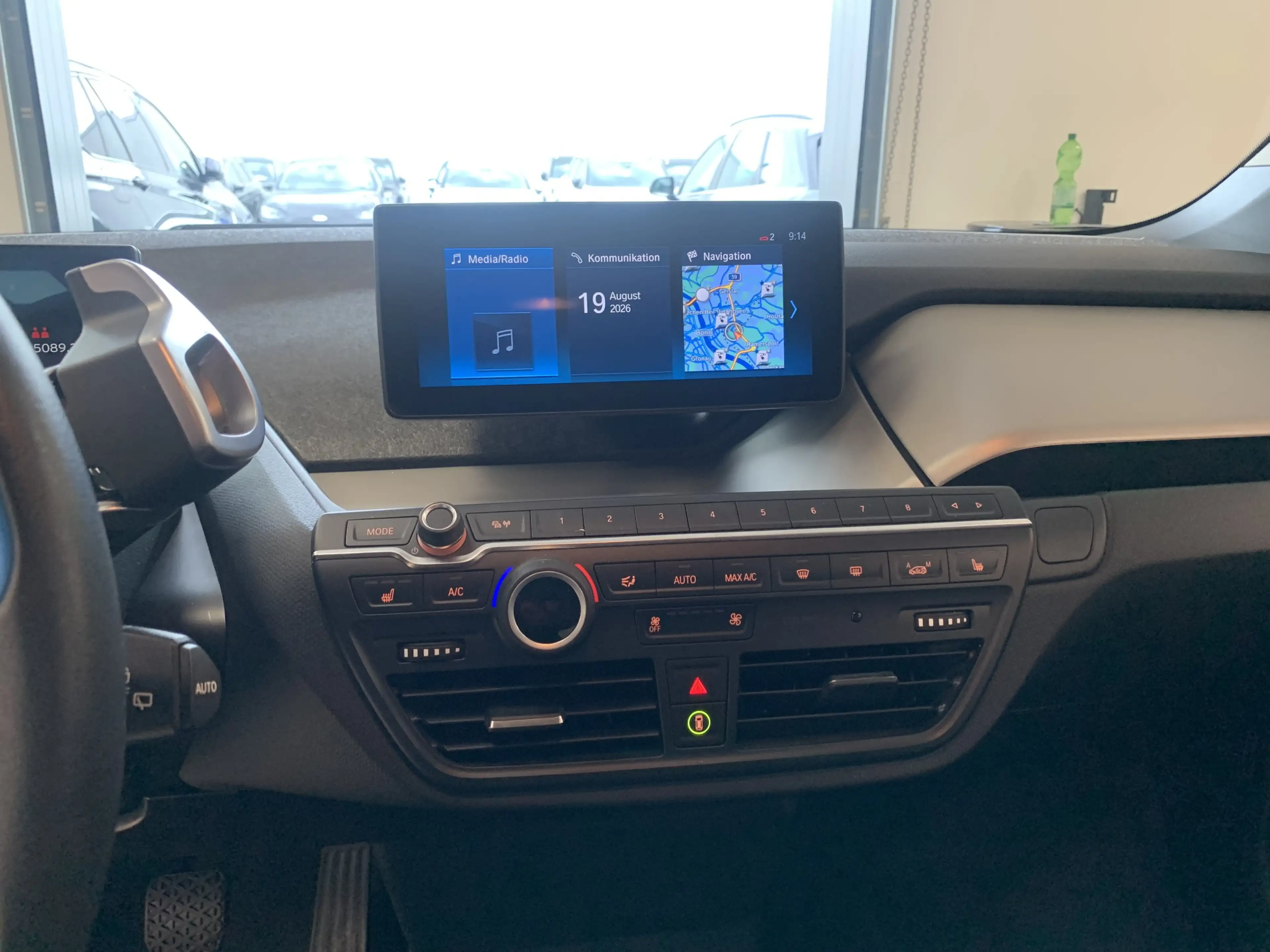 BMW i3 Navi*CarPlay*ACC*R-Cam*CarPlay*LED*Keyless*1H — photo 11