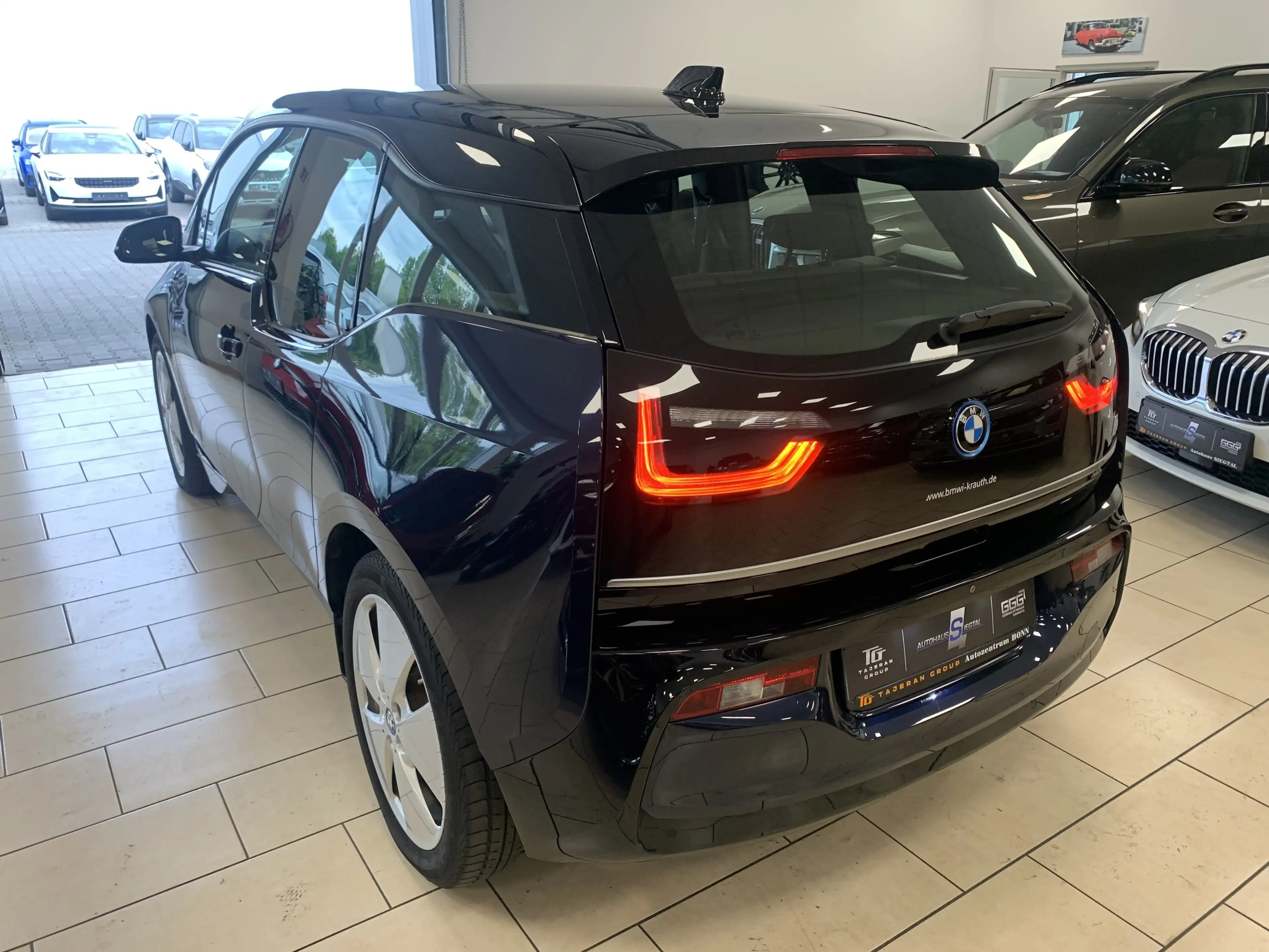 BMW i3 Navi*CarPlay*ACC*R-Cam*CarPlay*LED*Keyless*1H — photo 2