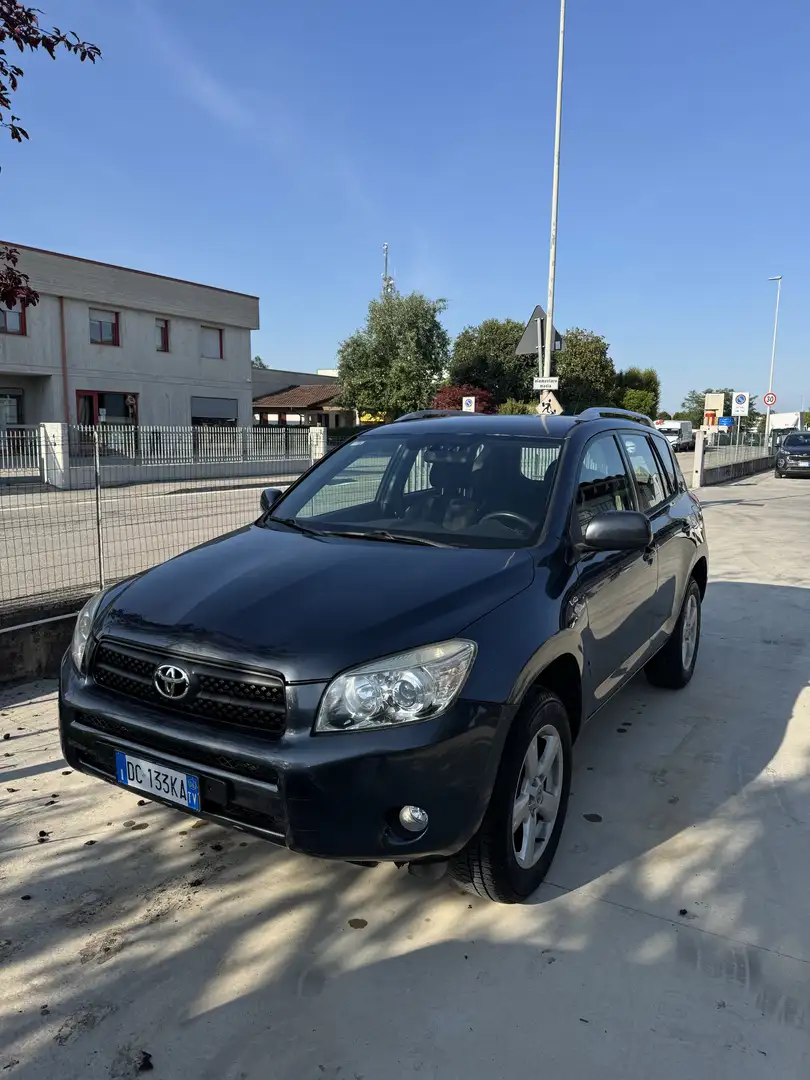 Toyota RAV 4 RAV4 2.2 d-4d 136cv - 1