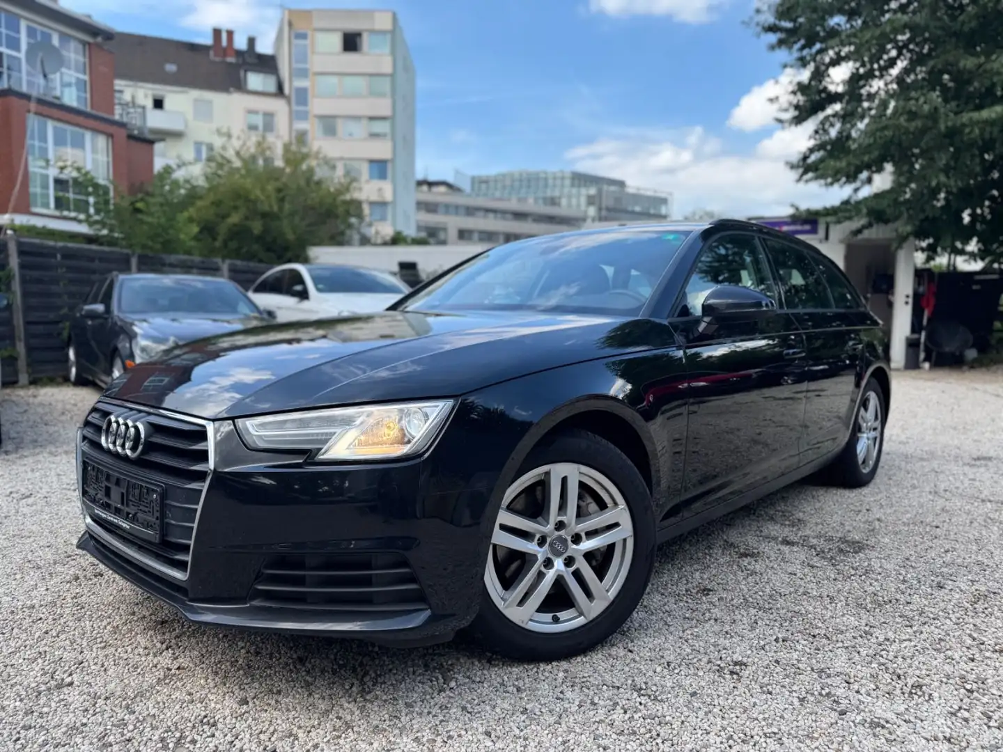 Audi A4 Avant 40 TDI/AUT./NAVI/SHZ/KLIMA/PDC/E-HECK* Zwart - 2