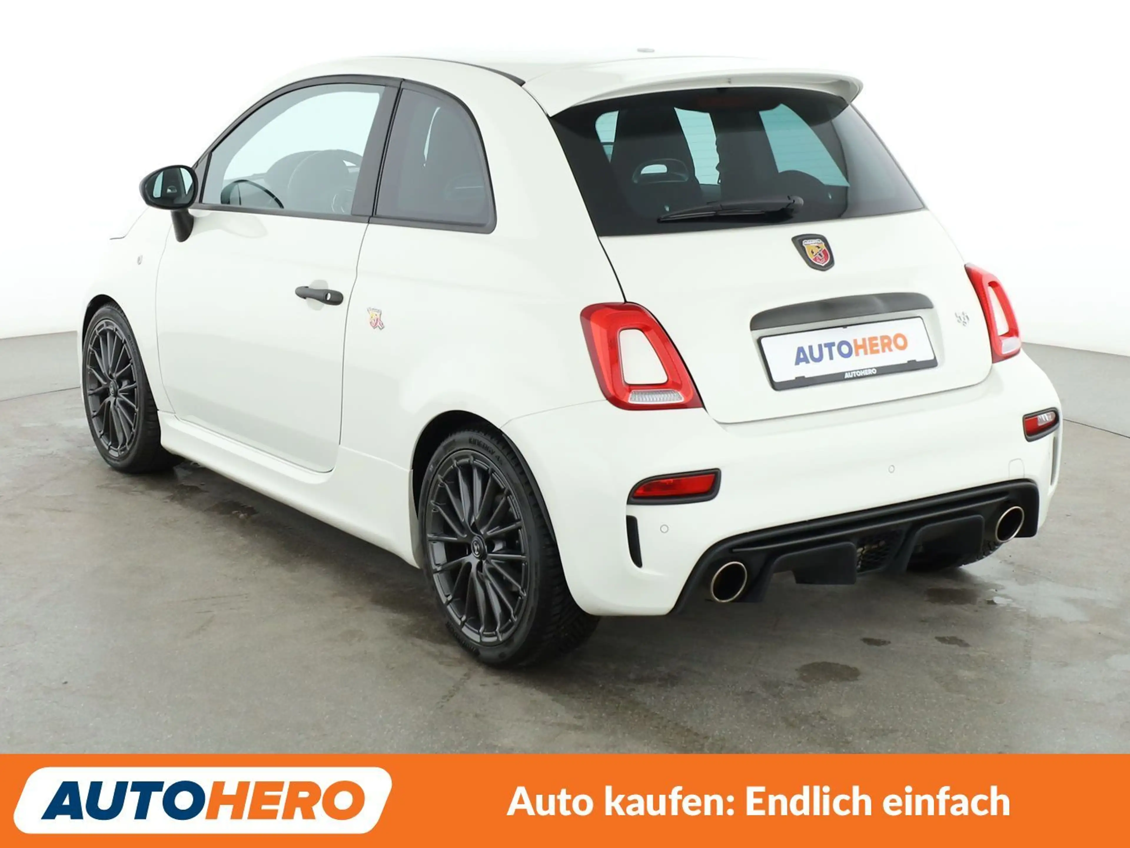 Abarth 595 1.4 Turbo*PDC*ALU*KLIMA*DAB*TOUCH* — photo 4