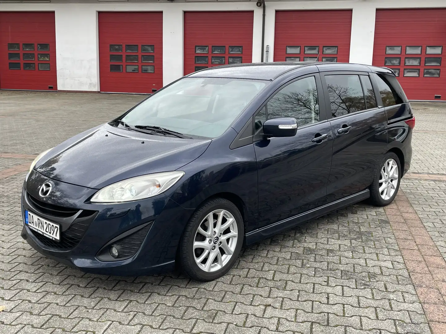 Mazda 5 2.0 MZR-DISI i-stop Sports-Line 150 PS - 7-Sitzer Blau - 1