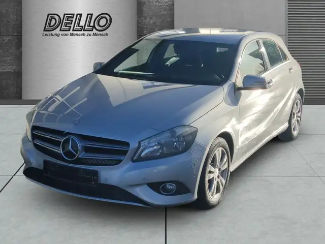 Mercedes-Benz A 180 BlueEfficiency 1.6 STYLE Navi SHZ Parklenkass. Not