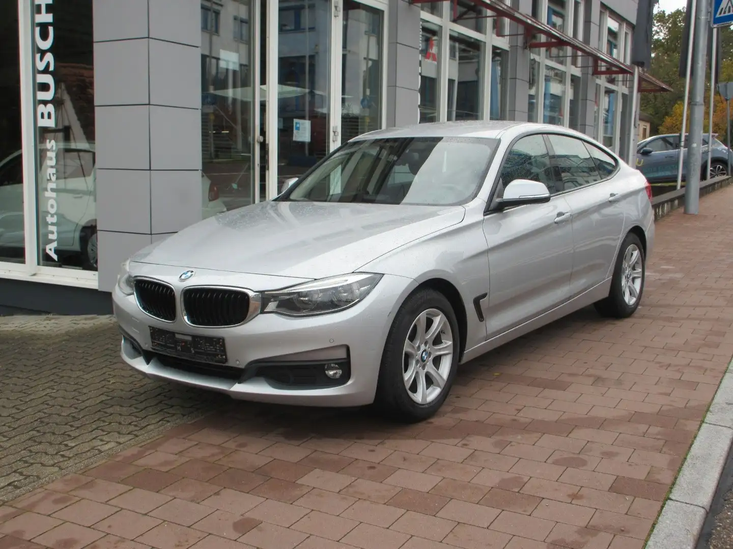 BMW 320 Advantage/Navi/PDC/LED/Sitzhei Silber - 1