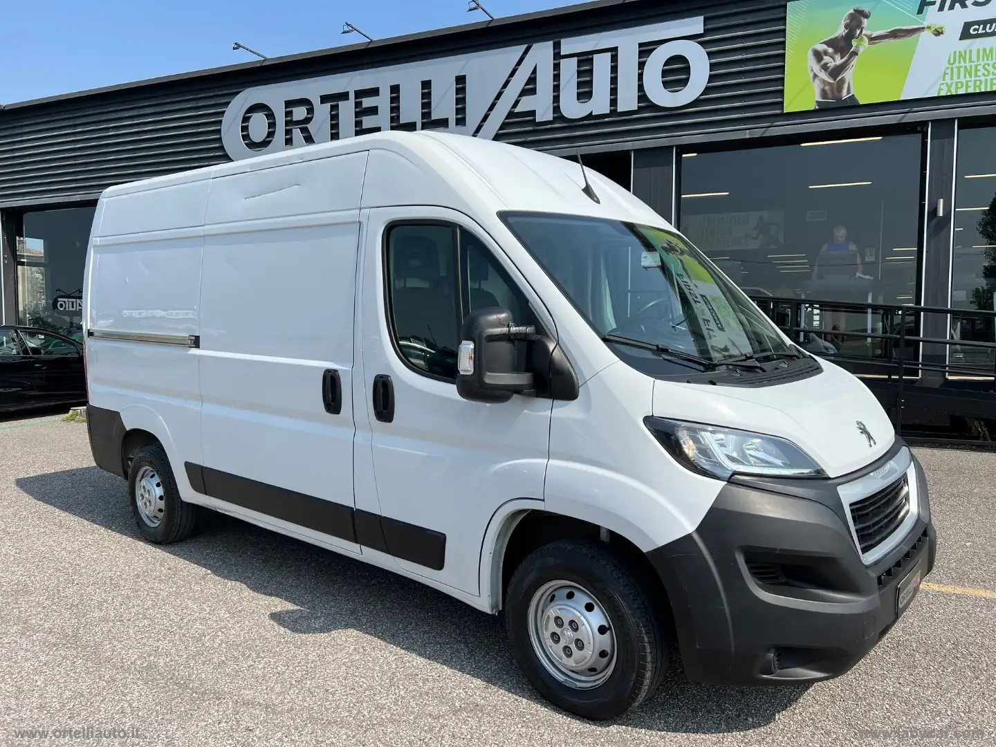 Peugeot Boxer 330 BlueHDi 140 S&S PM-TM Furg. +IVA Bianco - 2