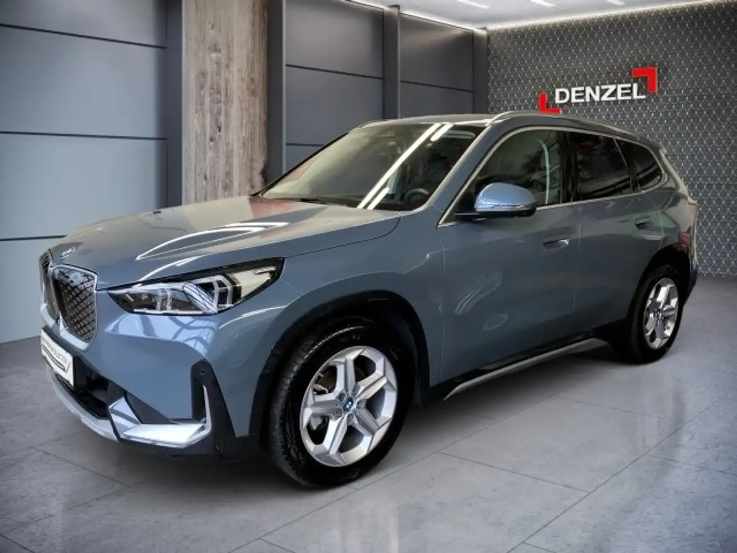 BMW iX1 eDrive20 U11 Grau - 1