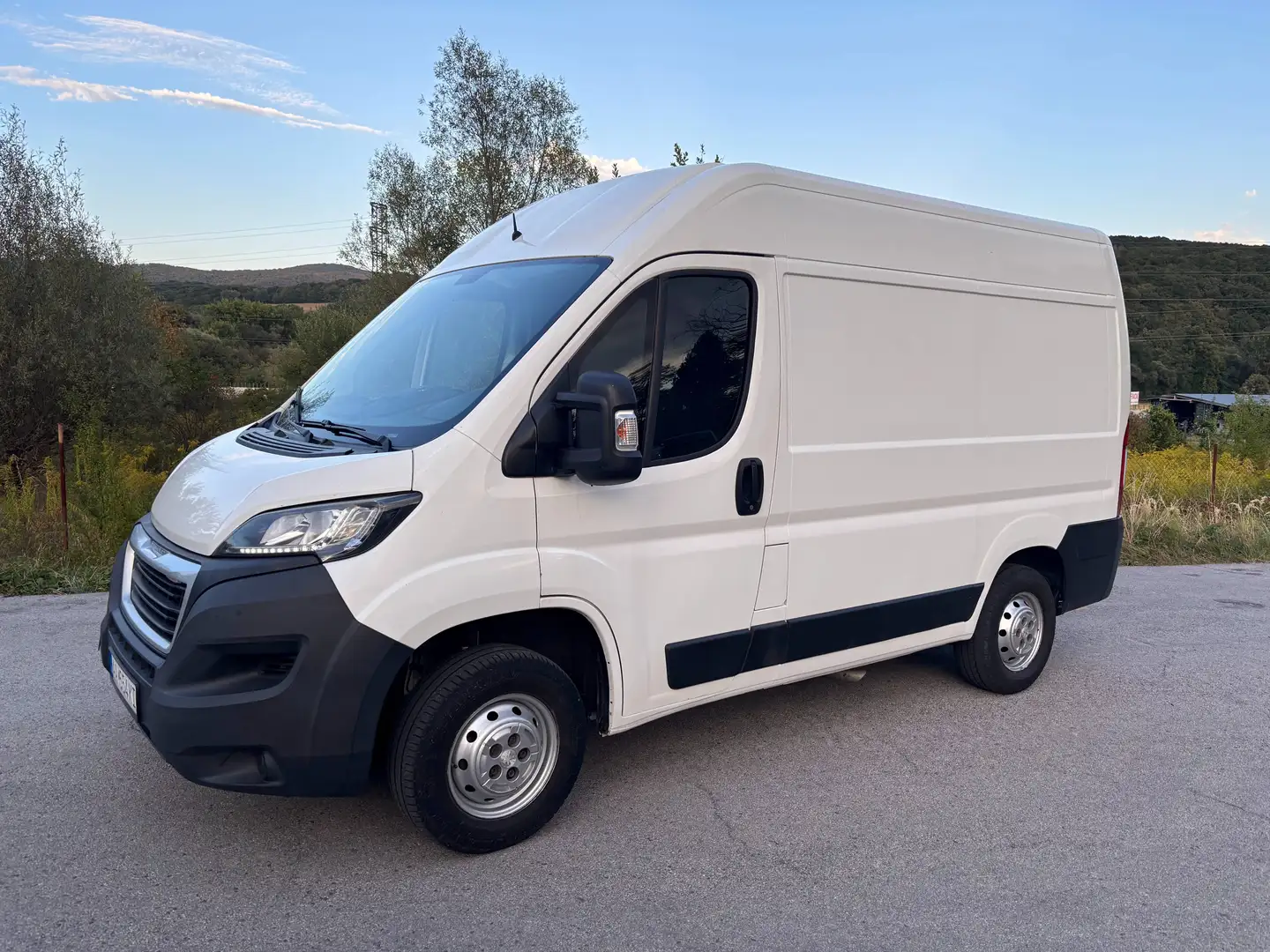 Peugeot Boxer L1H2 WEBASTO 2kW+5kW + insulation Weiß - 2