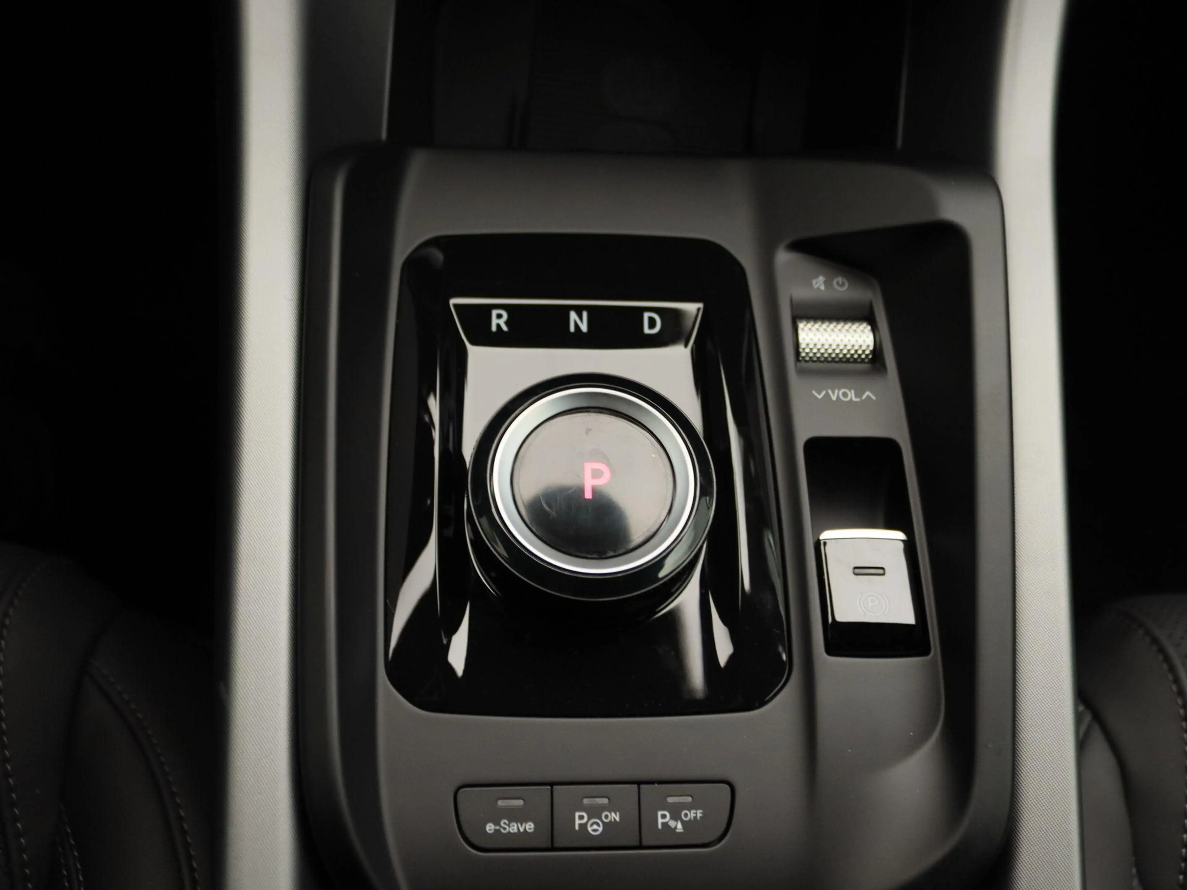 Alfa Romeo Tonale 1.3 Ibrida Plug-In Q4 Sport Speciale | Panorama da — photo 11