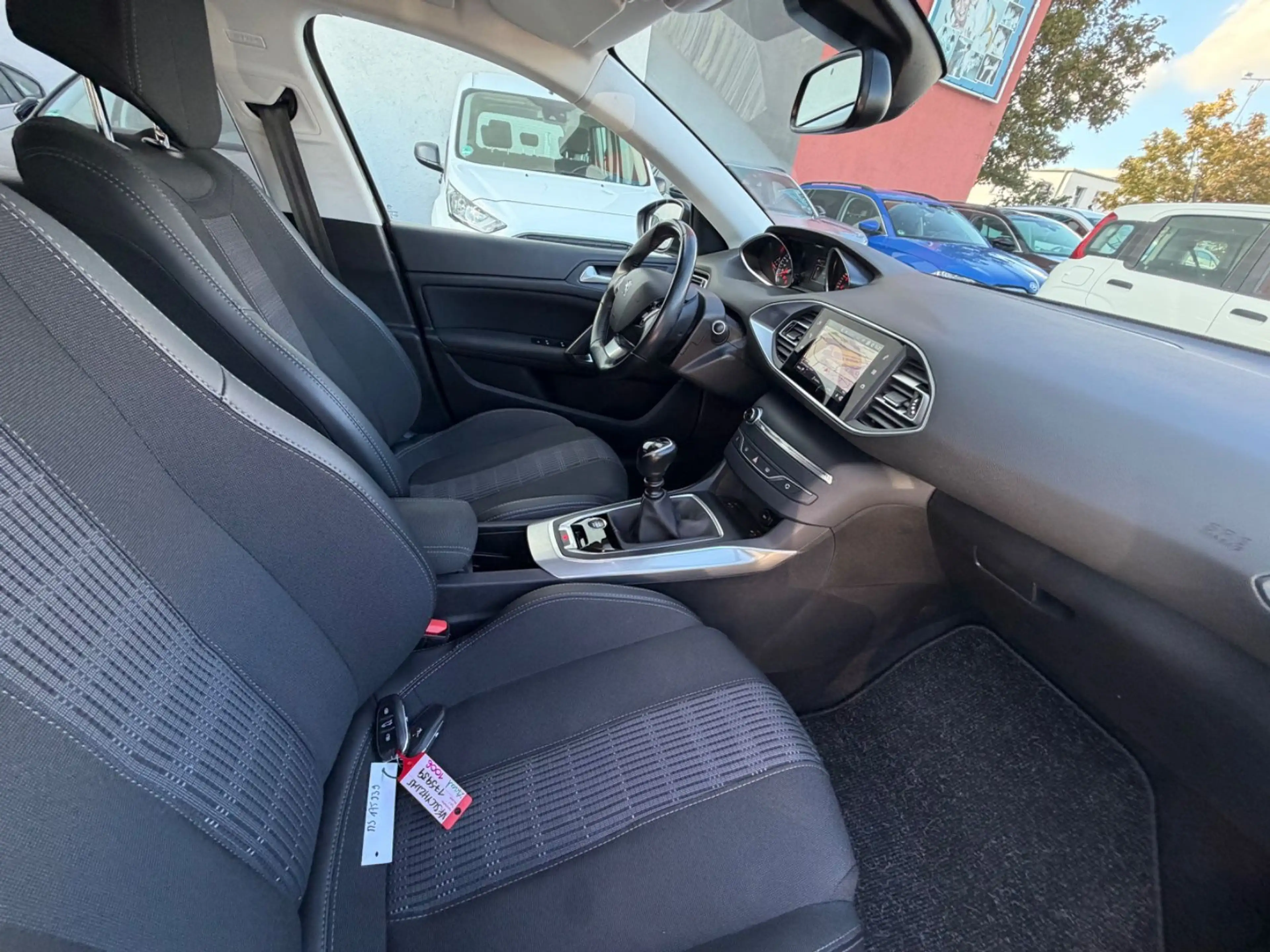 Peugeot 308 SW 1.5 HDi Allure Pack/1.Hand/Kamera/AHK/ACC — photo 9