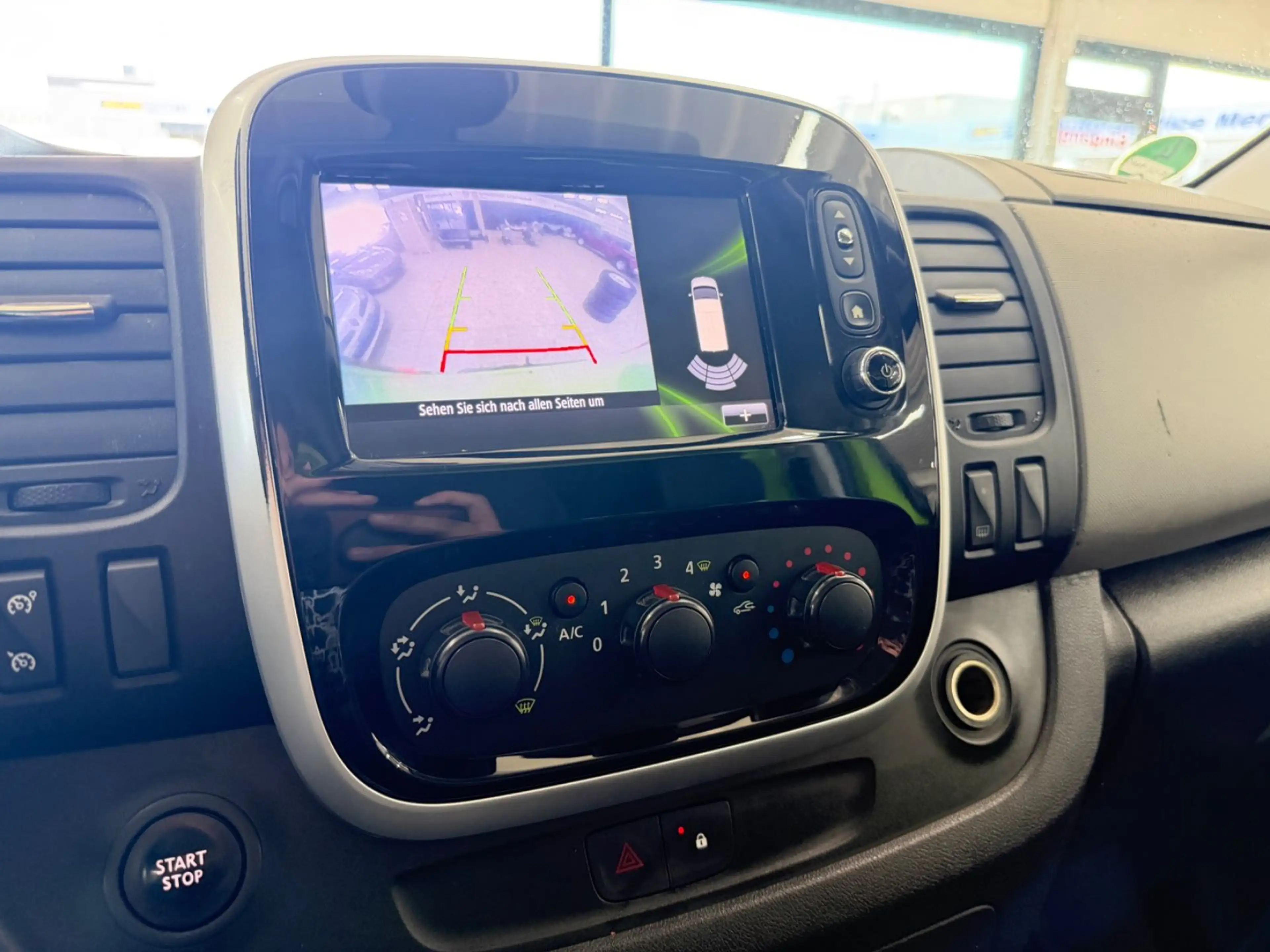 Renault Trafic 1,6 L1H1 Top Zustand Klima Navi AHK — photo 10