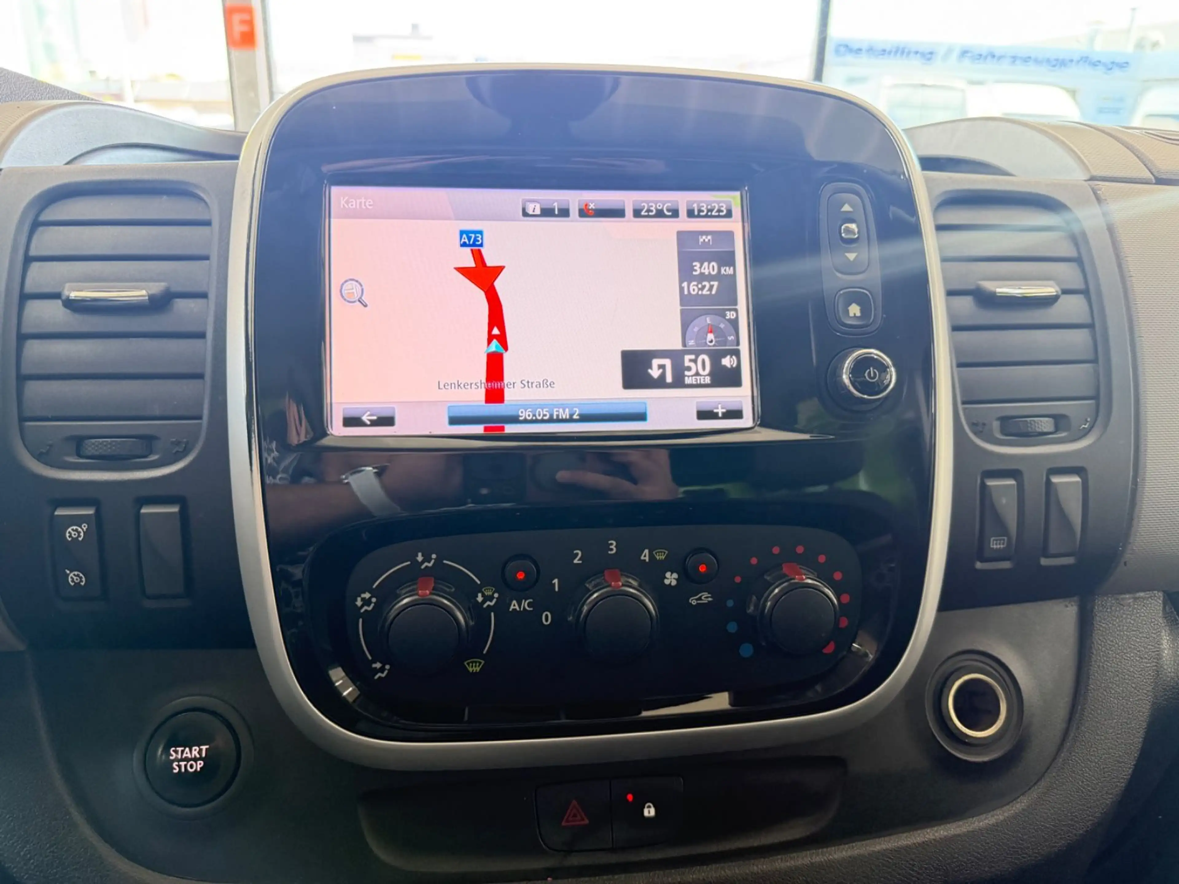 Renault Trafic 1,6 L1H1 Top Zustand Klima Navi AHK — photo 11