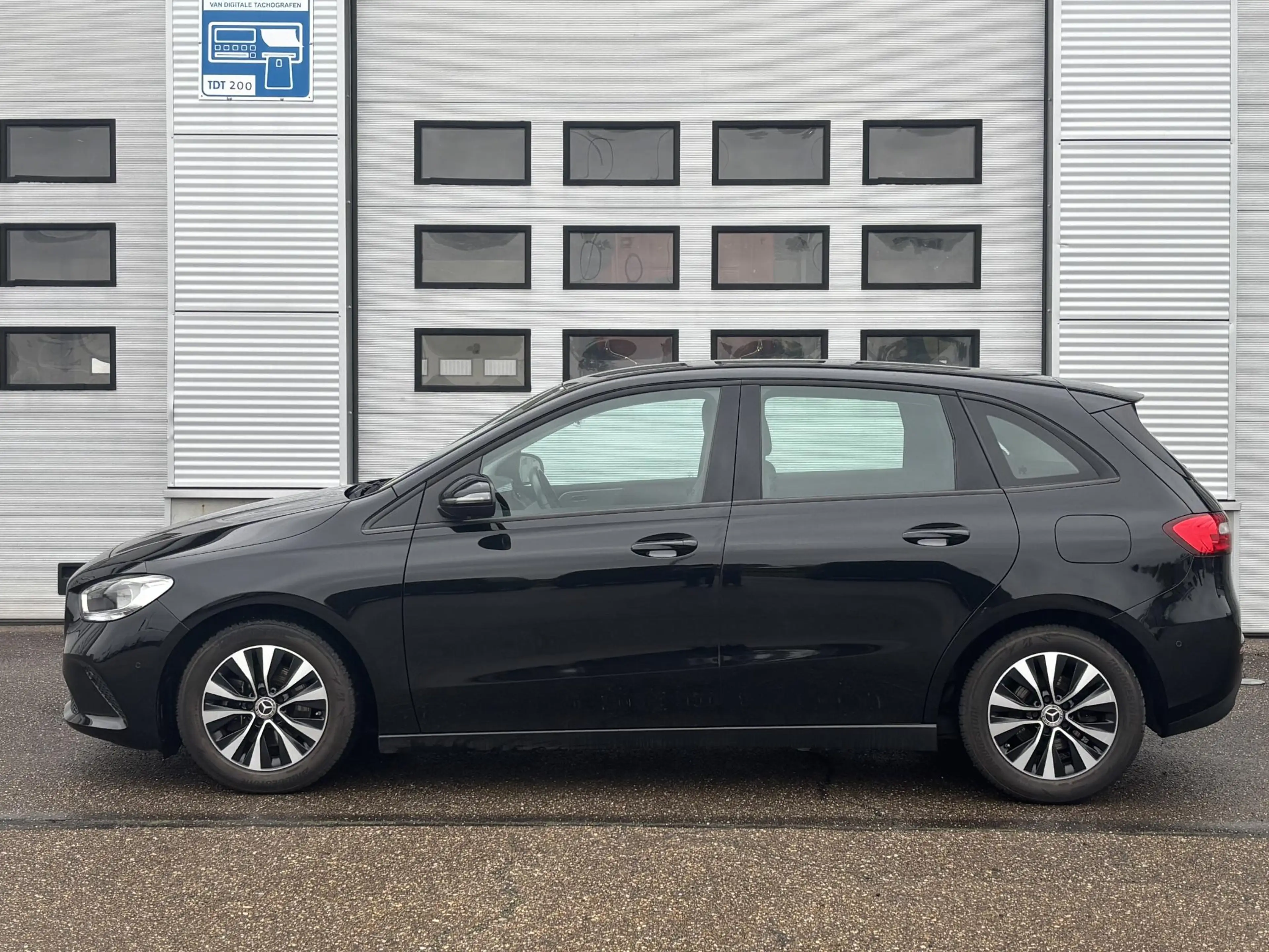Mercedes-Benz B 160 160 Advantage — photo 11
