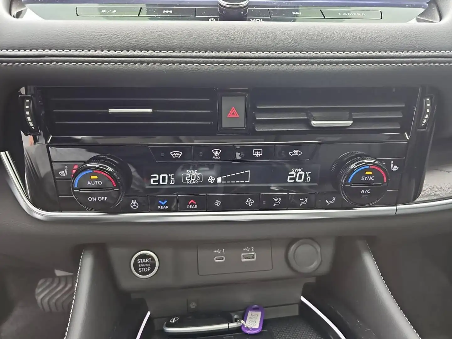 Nissan X-Trail Mild Hybrid 2WD 7 posti Tekna Nero - 2