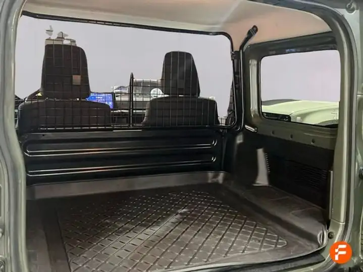 Suzuki Jimny 2024, foto 19