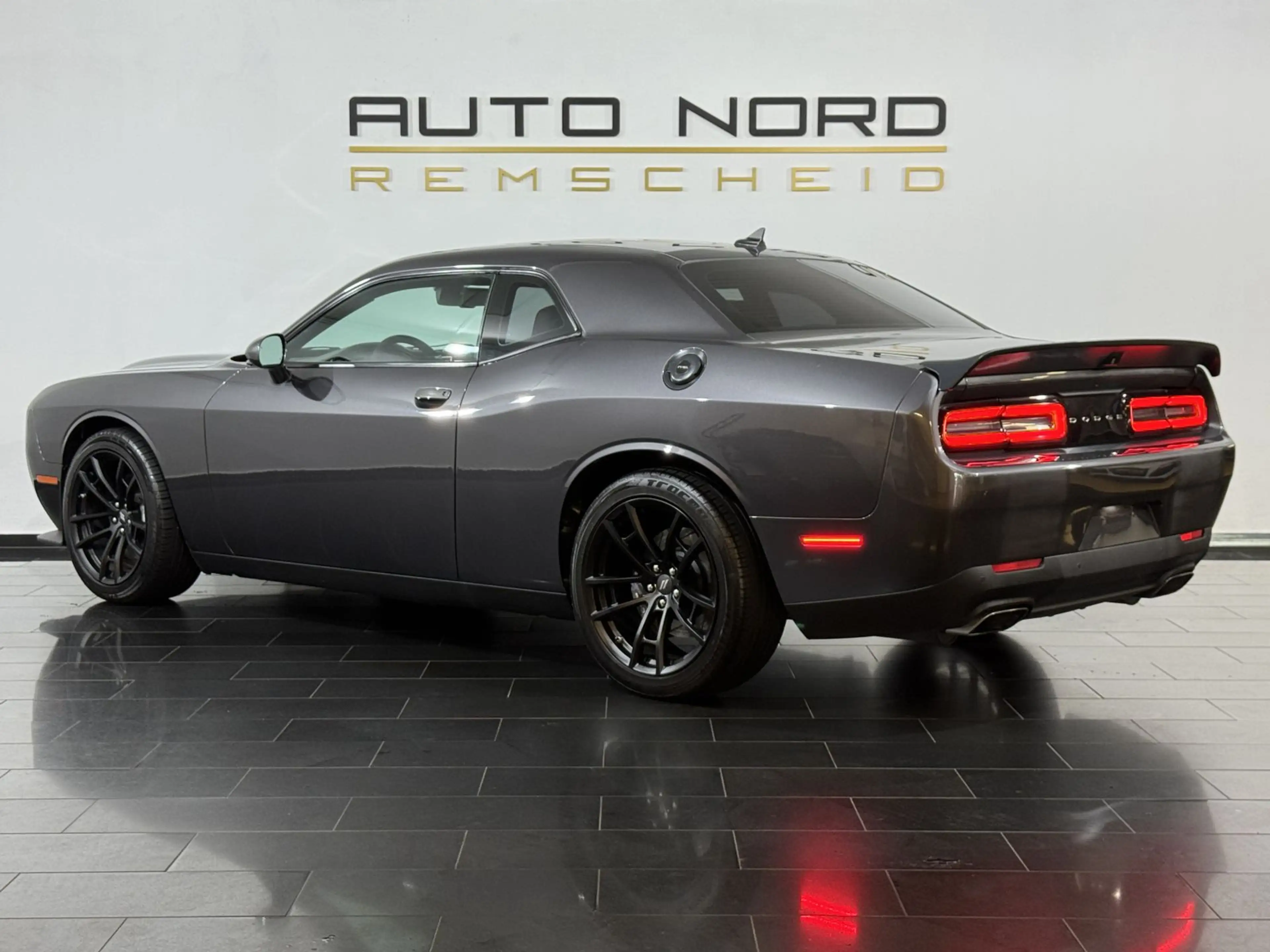 Dodge Challenger 6.4 Hemi 1320 *Kamera*Alpine*CarPlay* — photo 11