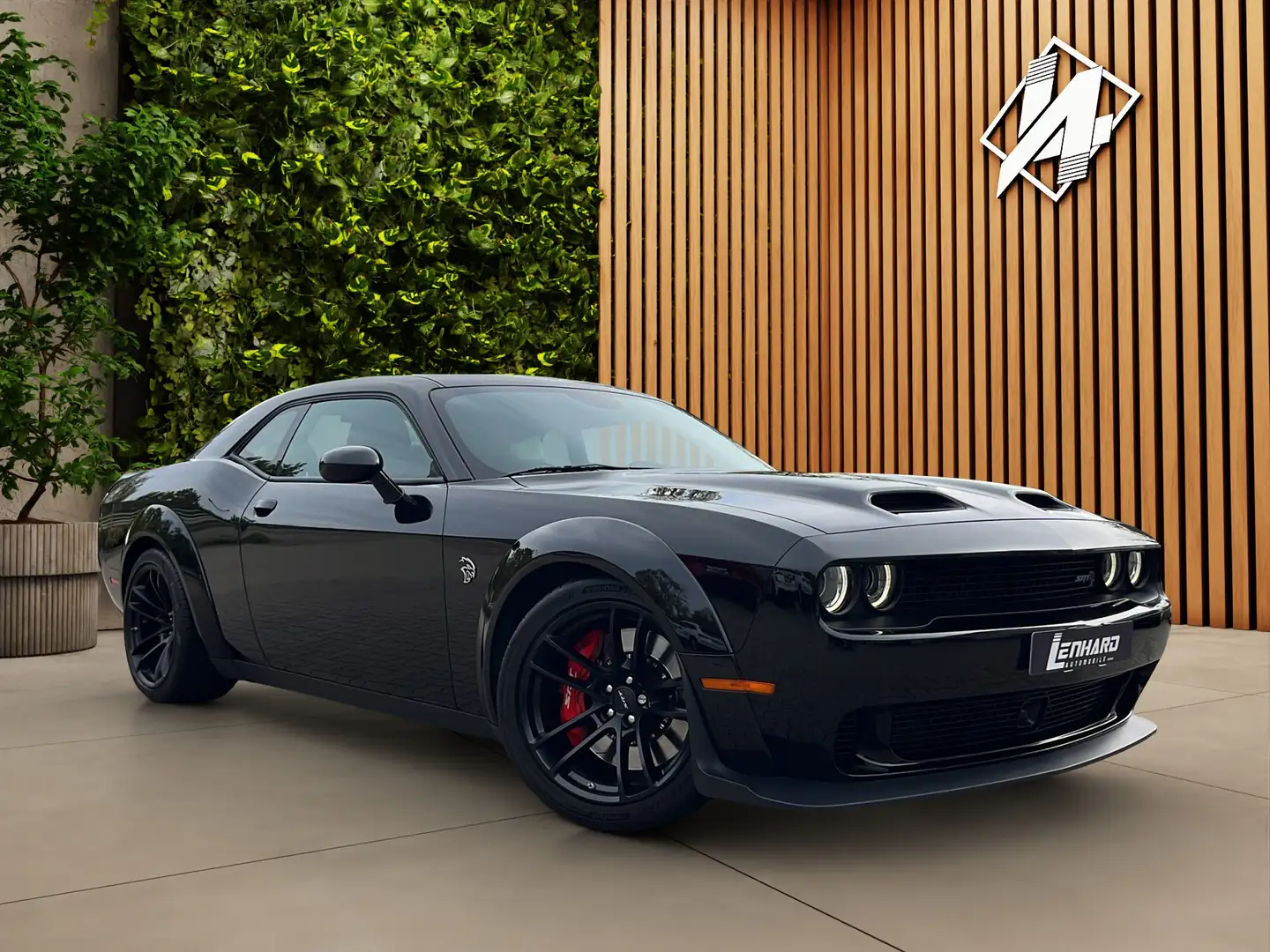 Dodge Challenger *SRT*V8**Hellcat*Widebody*Black** Noir - 2