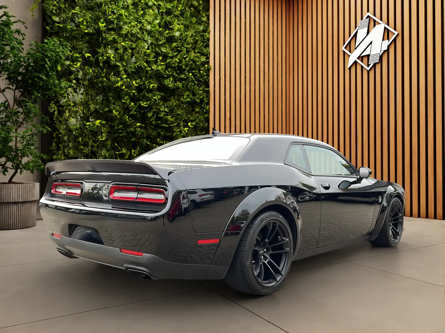 Dodge Challenger *SRT*V8**Hellcat*Widebody*Black** Noir - 2