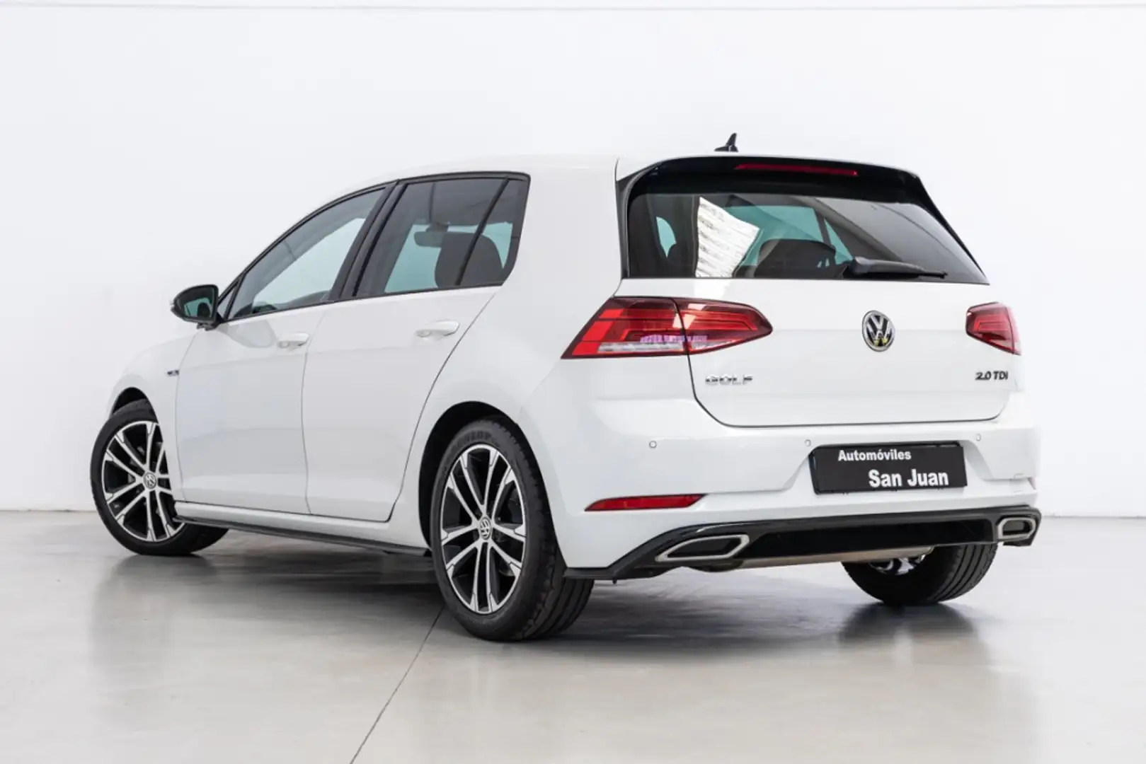 Volkswagen Golf 2.0TDI CR BMT Sport 150 Blanco - 2