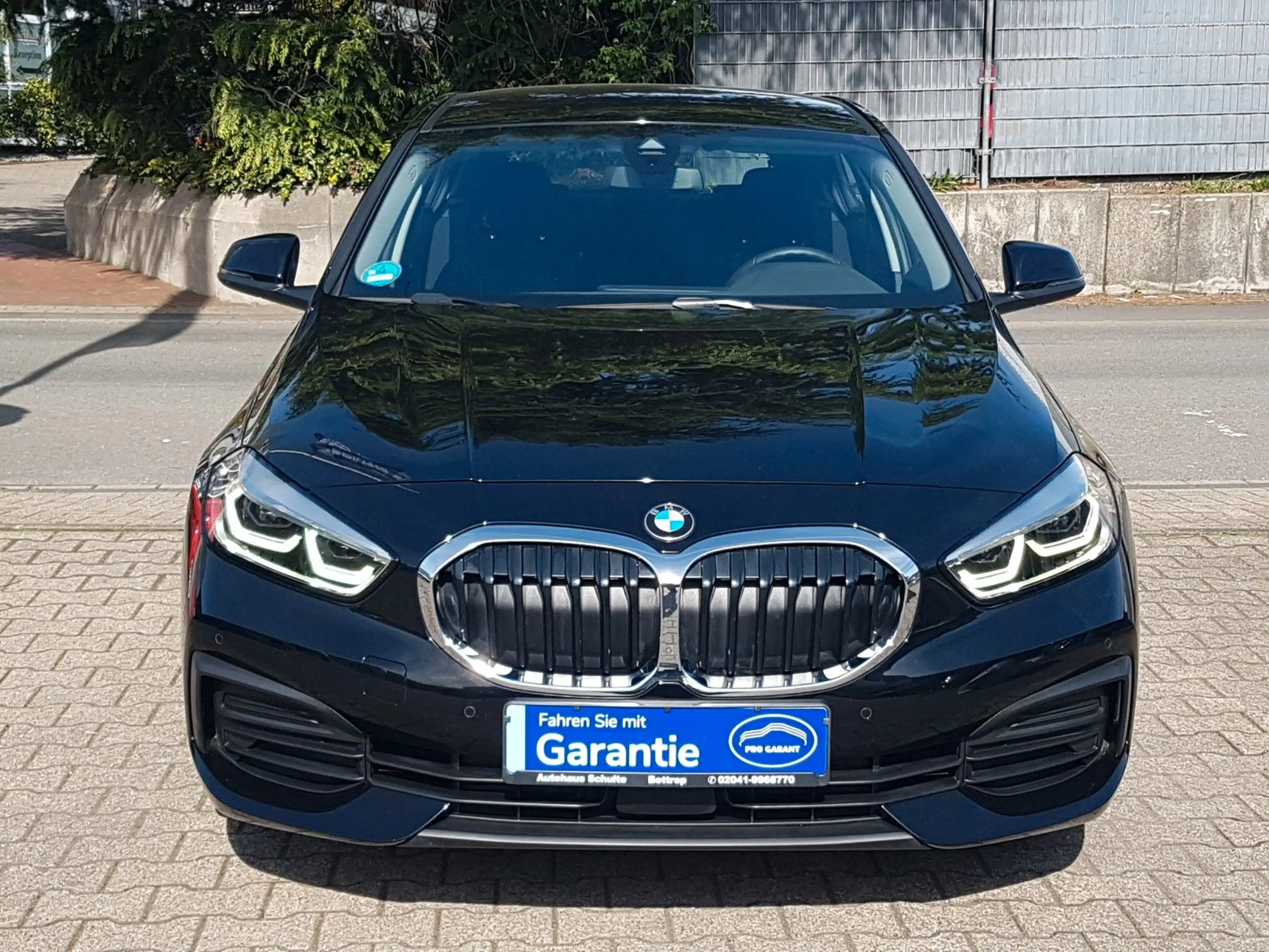 BMW 118 d Advantage Navi AHK Kamera LED Sitzheizung — photo 7