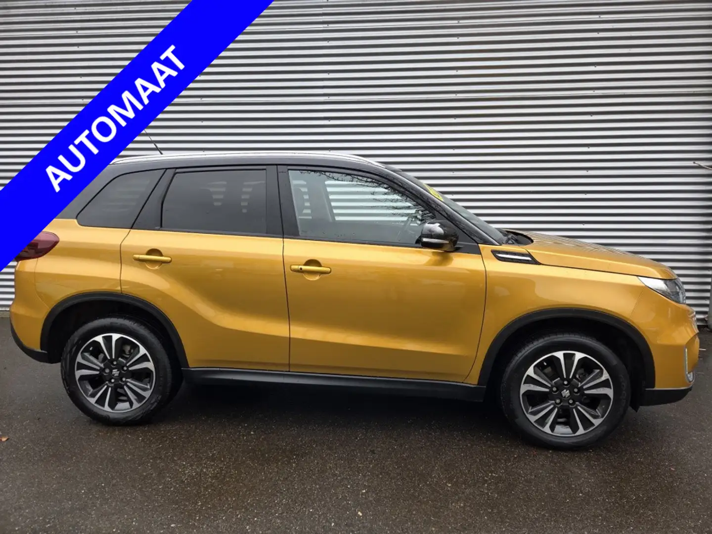 Suzuki Vitara 1.5 Hybrid Style Automaat Orange - 1