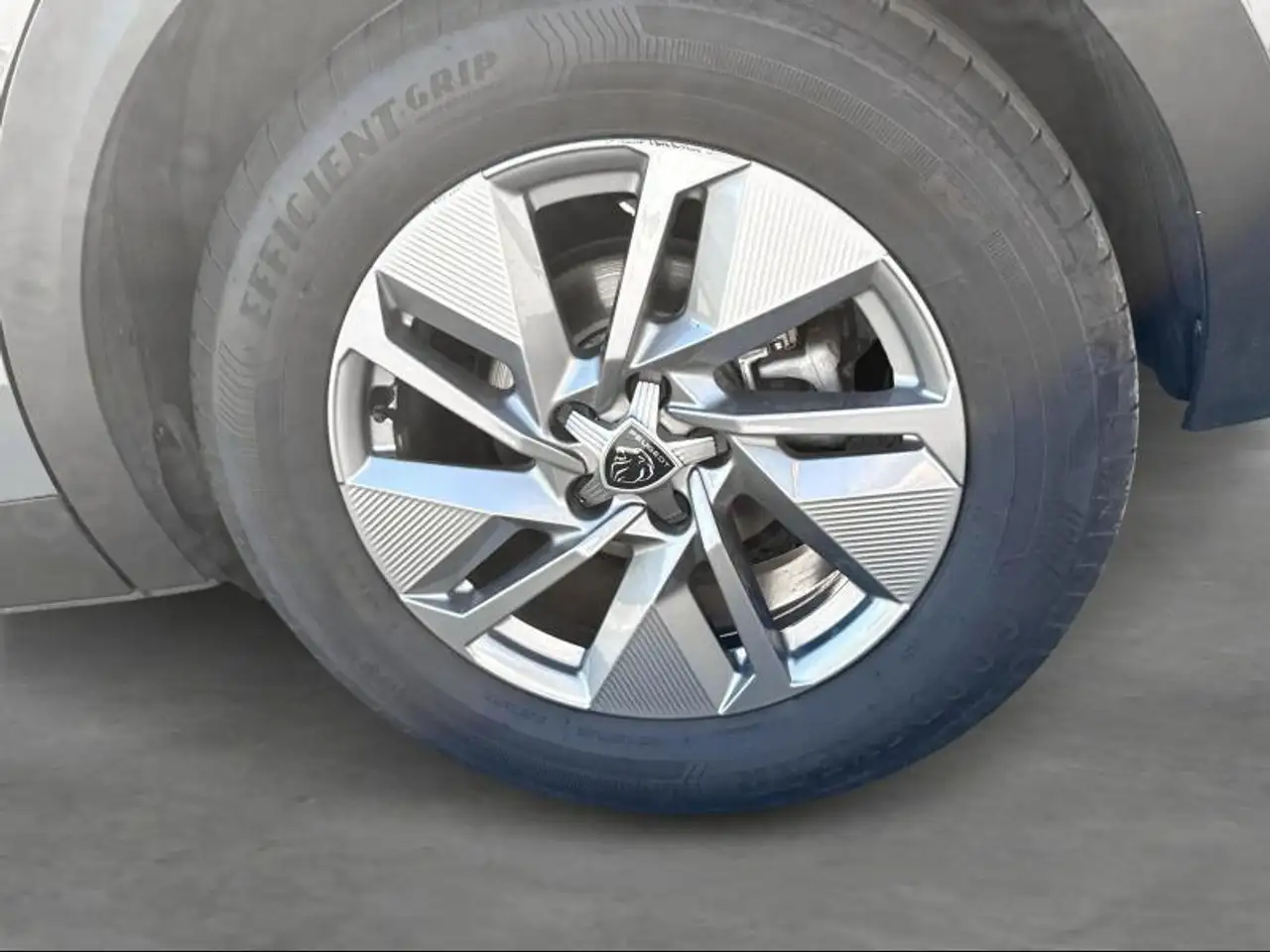 Peugeot 408 Allure Hybrid 145 DCS6, миниатюра 24