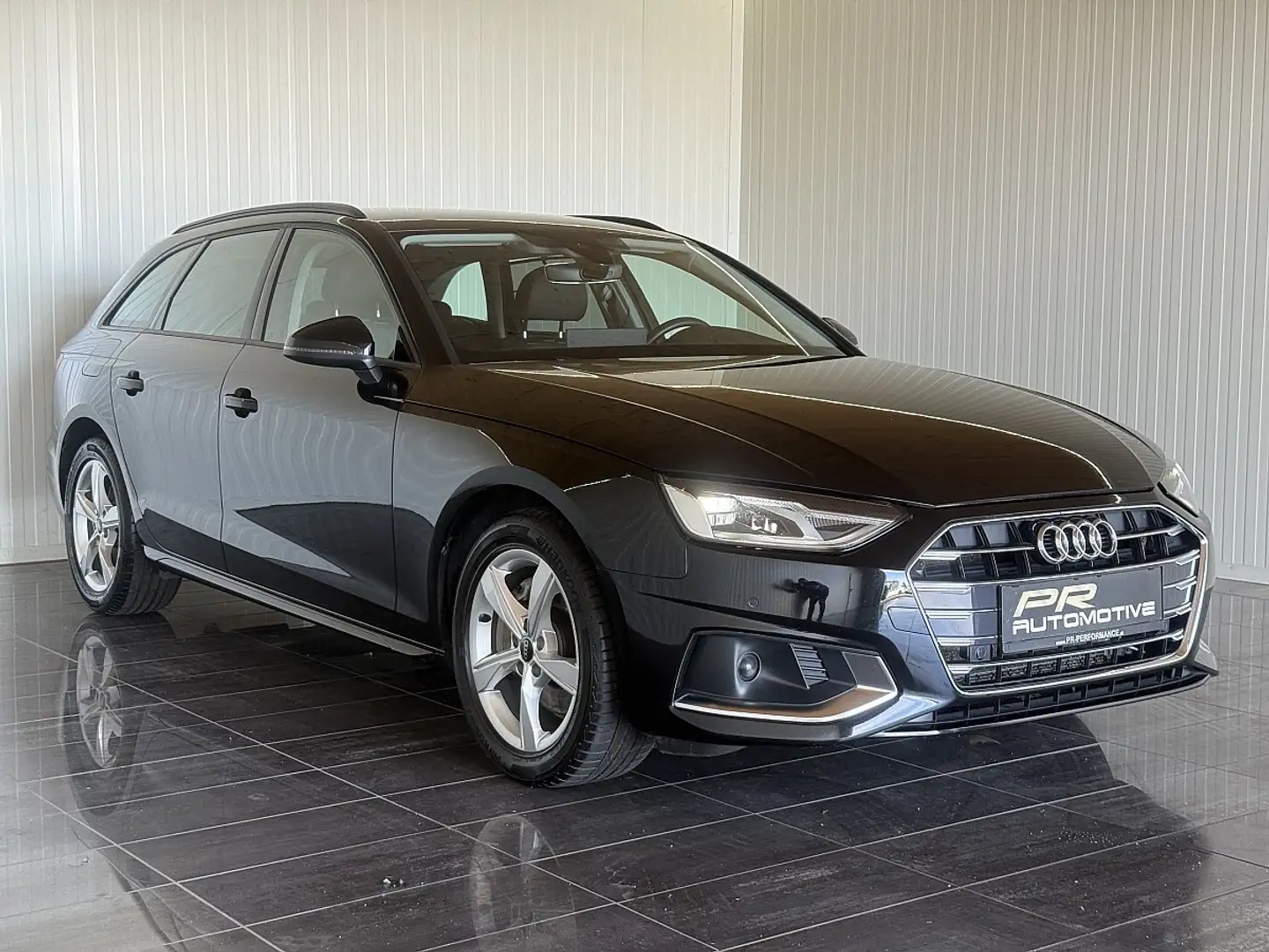 Audi A4 Avant 40 TDI business S-tronic AHK*VIRTUAL*SHZG... Schwarz - 2