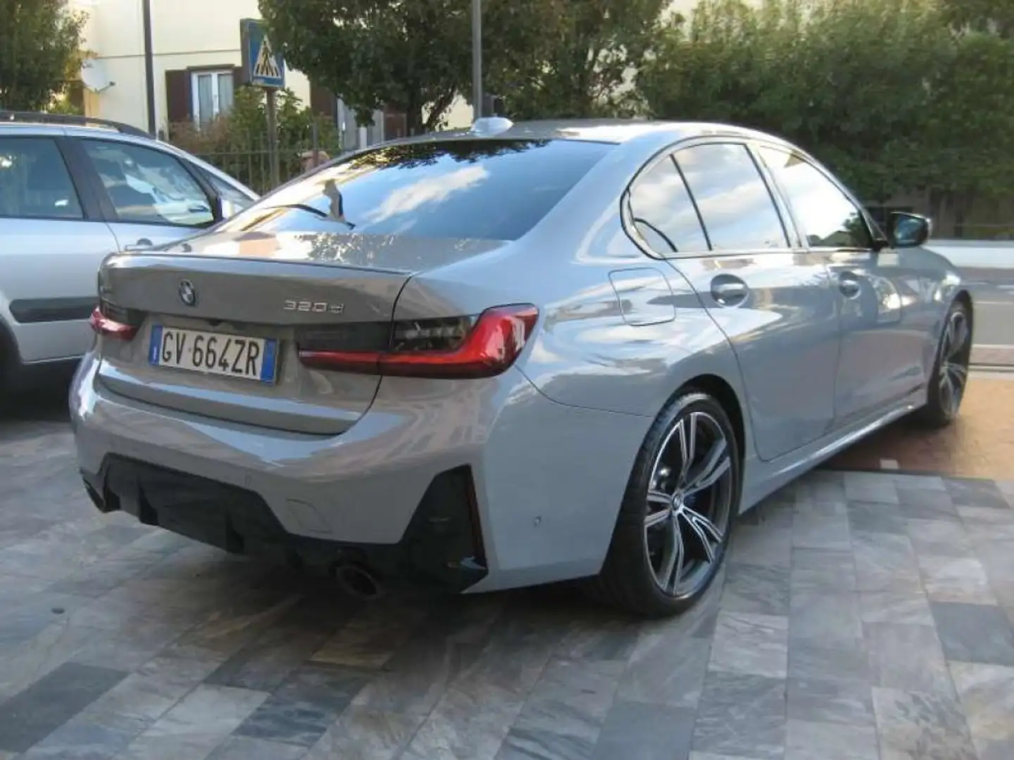 BMW 320 D 48V  XDRIVE MSPORT Grigio - 2