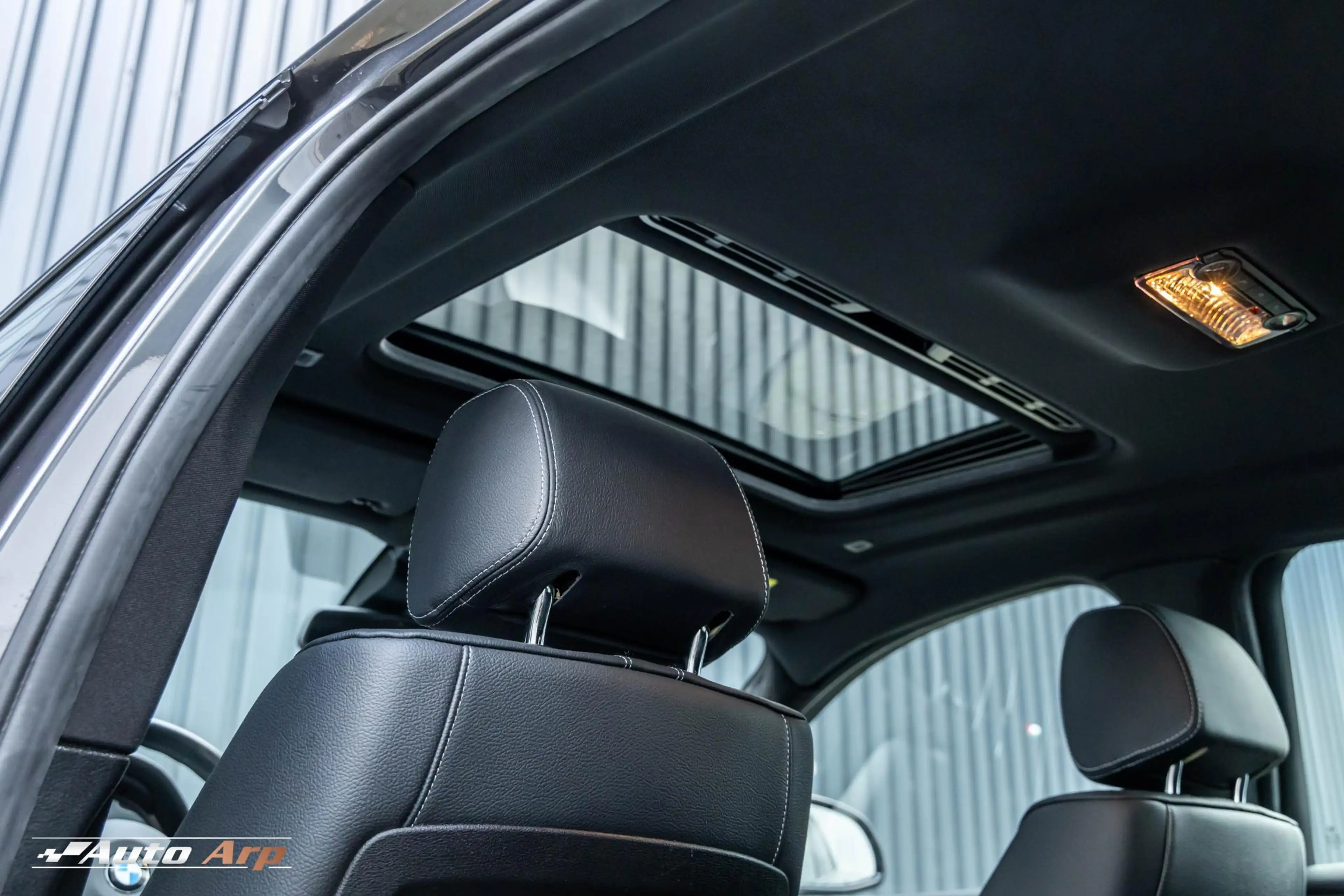 BMW X4 M40i Centennial High Executive — photo 25