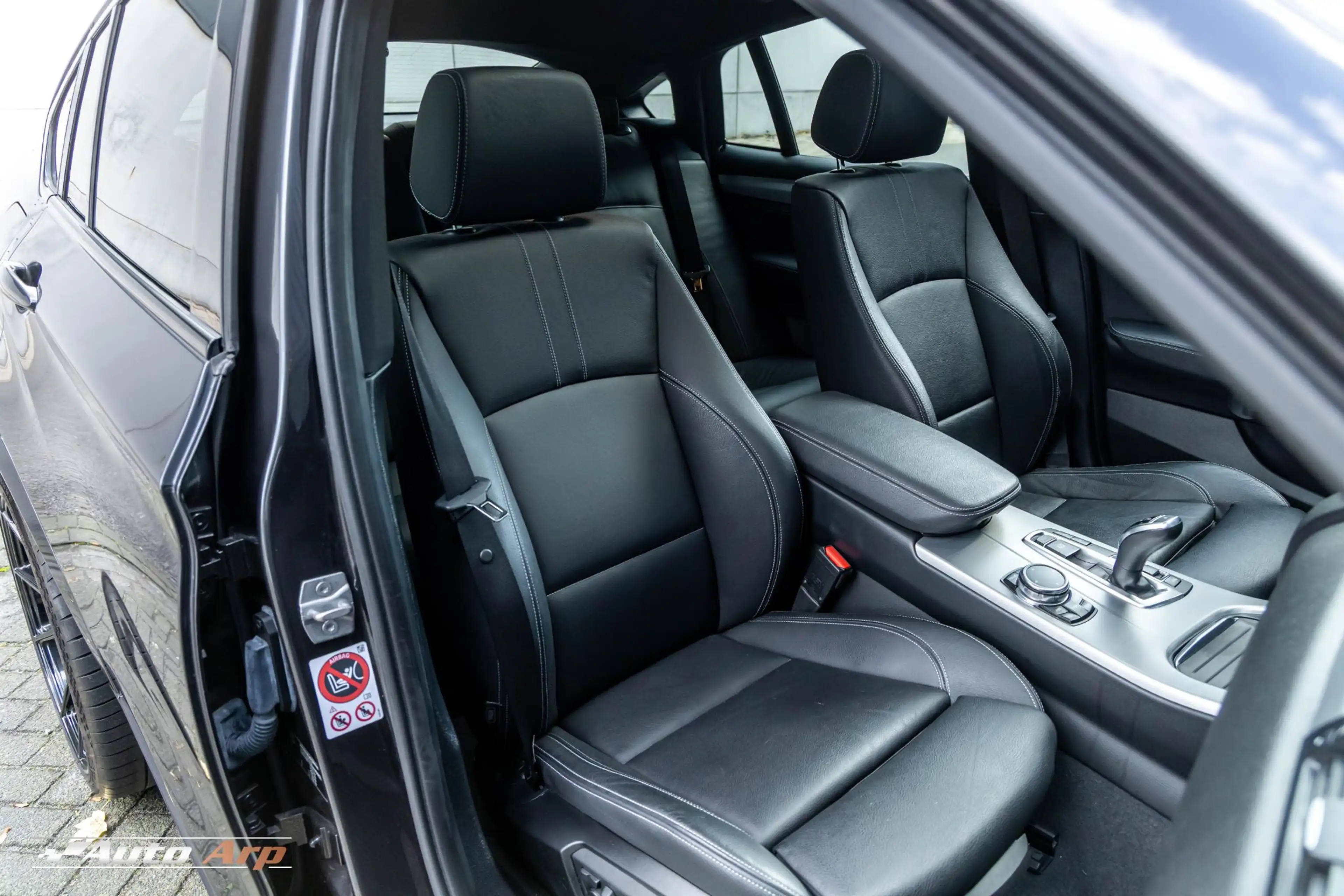 BMW X4 M40i Centennial High Executive — photo 20