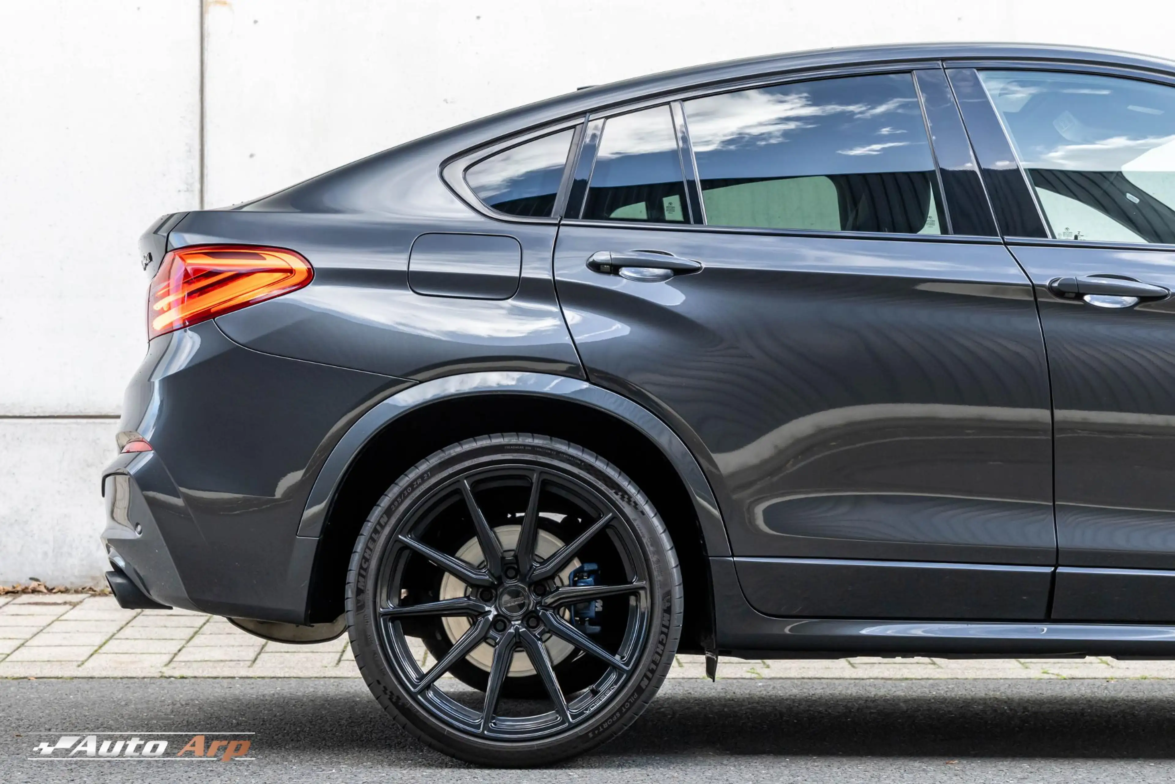 BMW X4 M40i Centennial High Executive — photo 8
