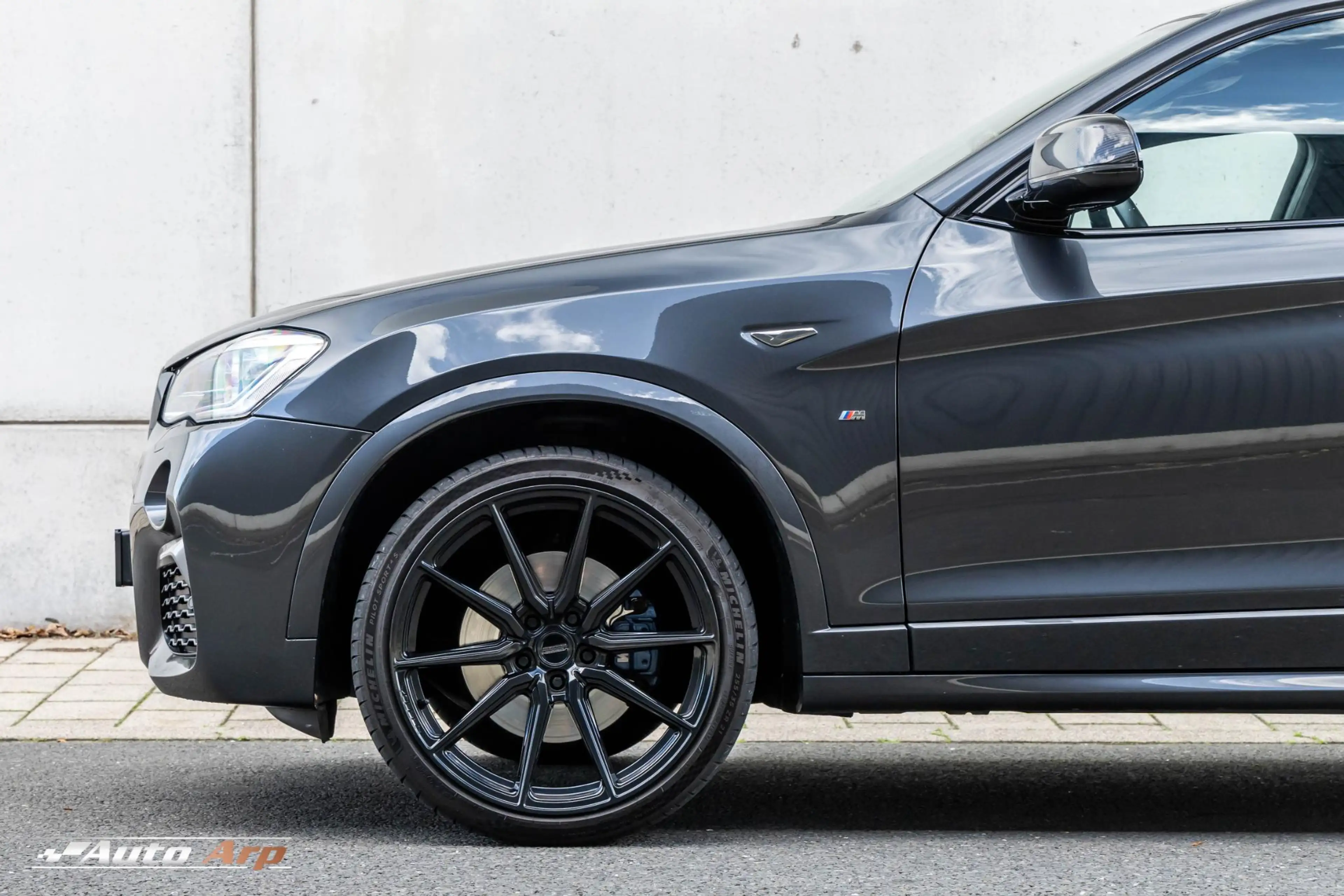 BMW X4 M40i Centennial High Executive — photo 10