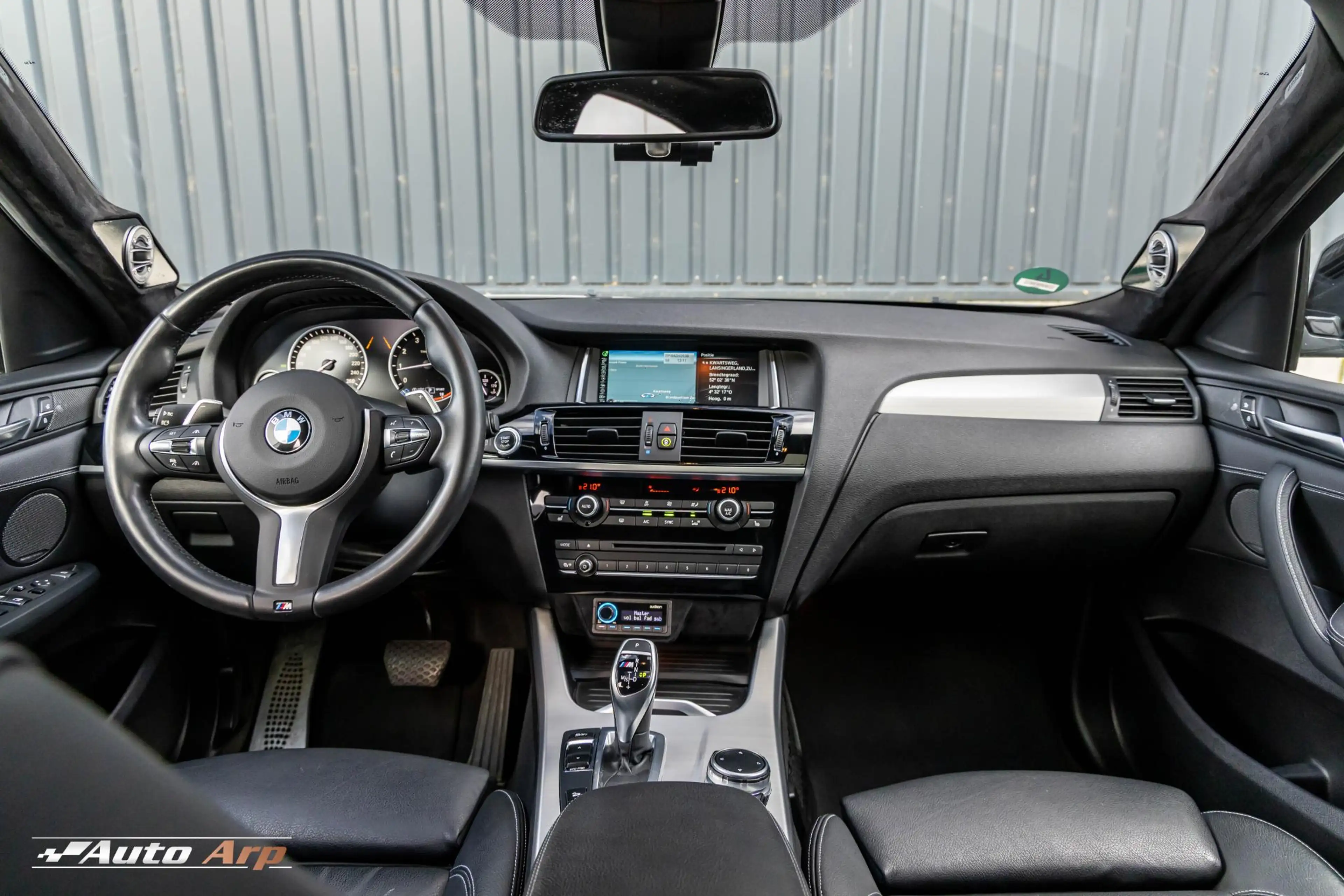 BMW X4 M40i Centennial High Executive — photo 17