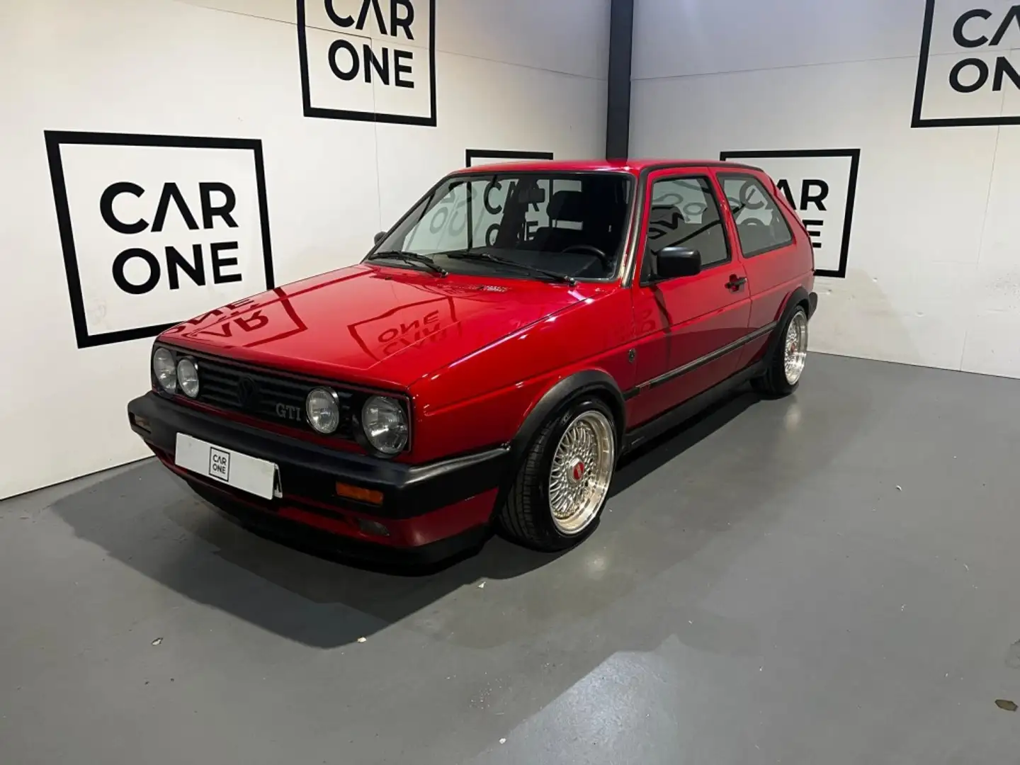 Volkswagen Golf GTI 1.8 110 Roşu - 1