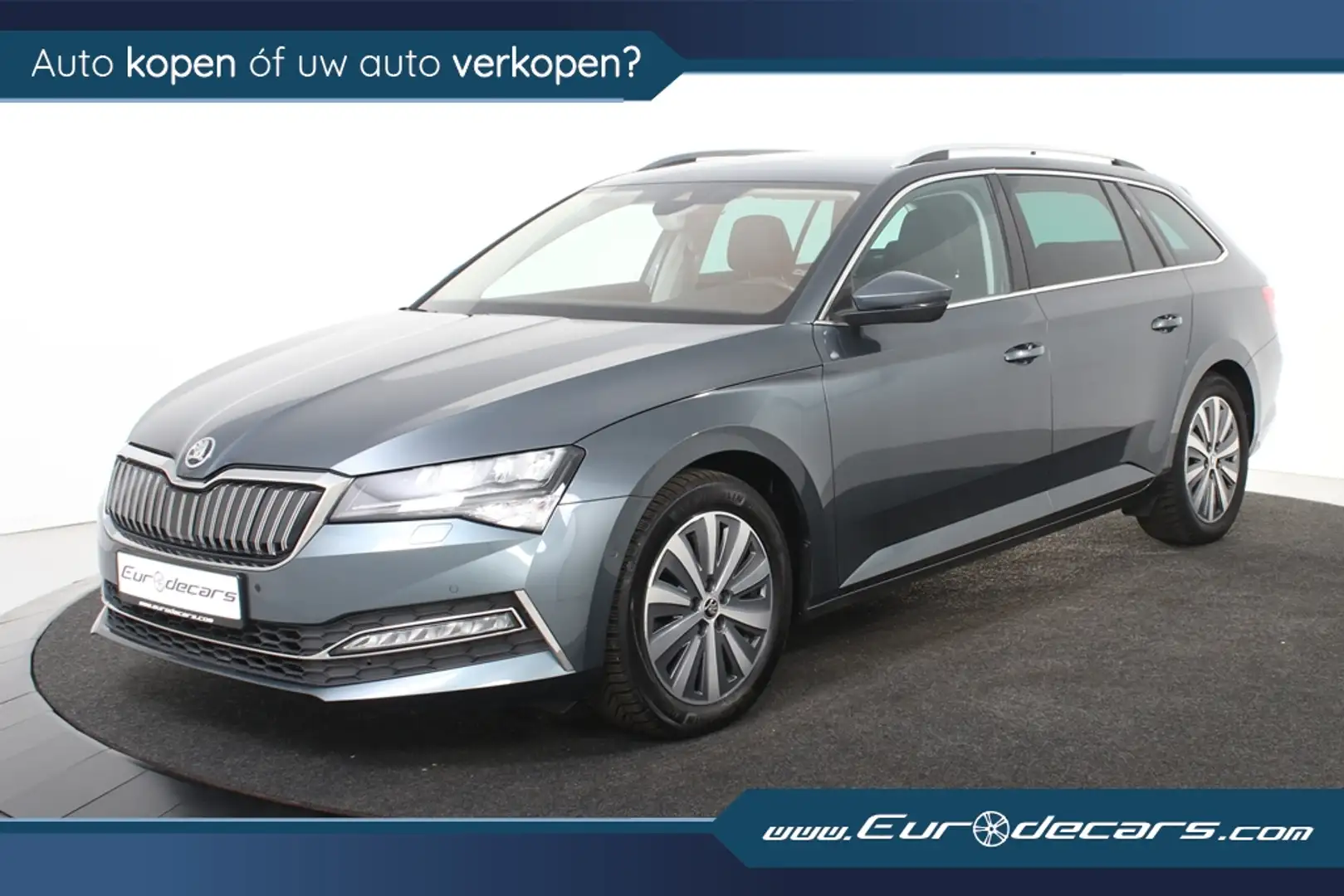 Skoda Superb Combi 1.4 TSI iV Hybrid *1ste Eigenaar*360 Camera* Grijs - 1