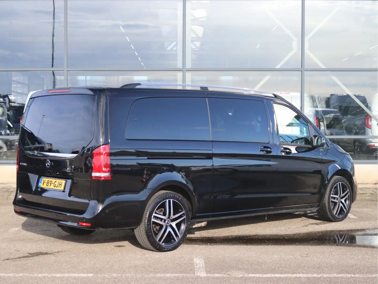 Mercedes-Benz V V250d L3 D.C. | AIRCO/NAVI/CAMERA/CRUISE | Certifi Noir - 2
