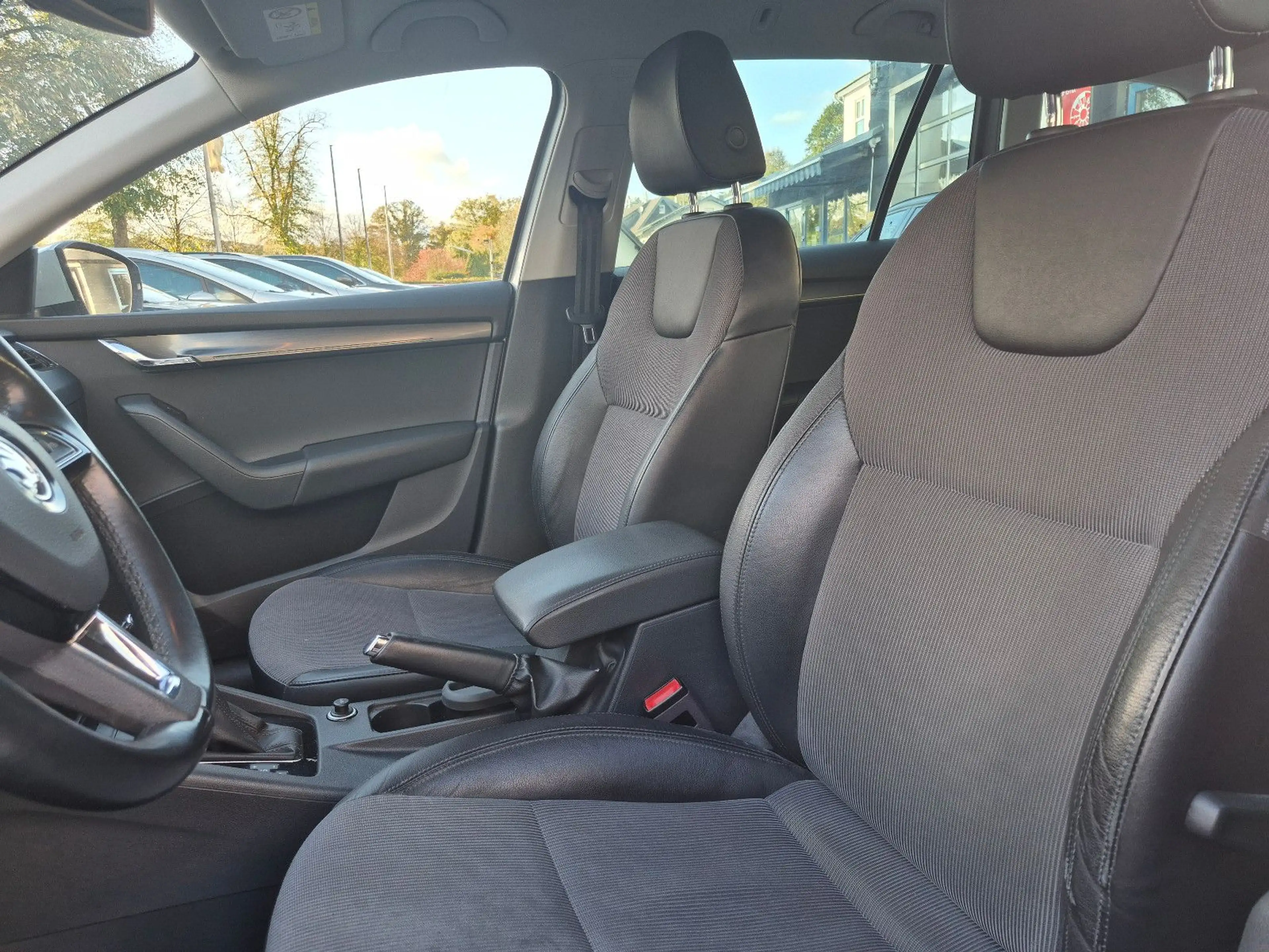 Skoda Octavia Combi Style — photo 6