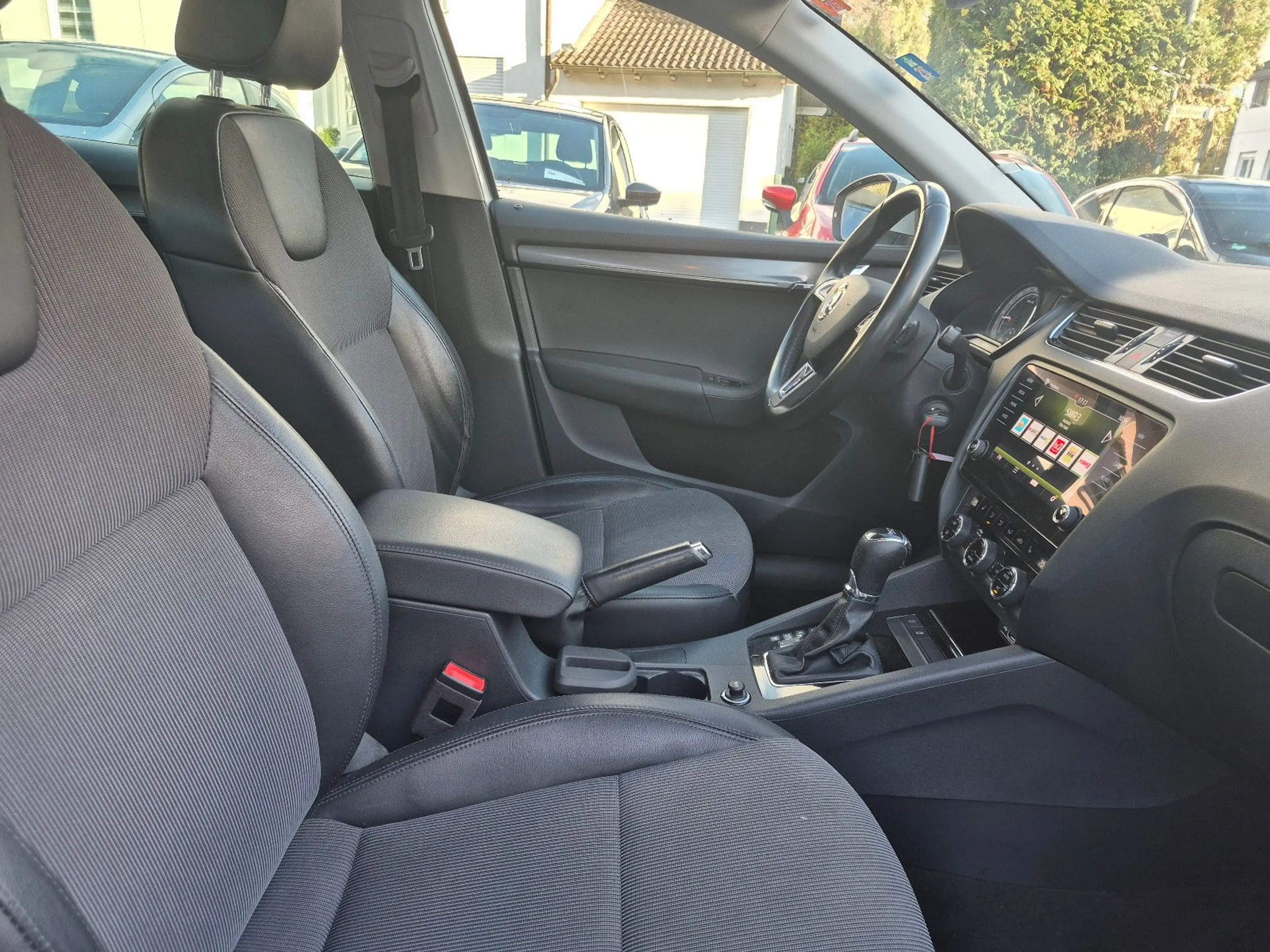 Skoda Octavia Combi Style — photo 13