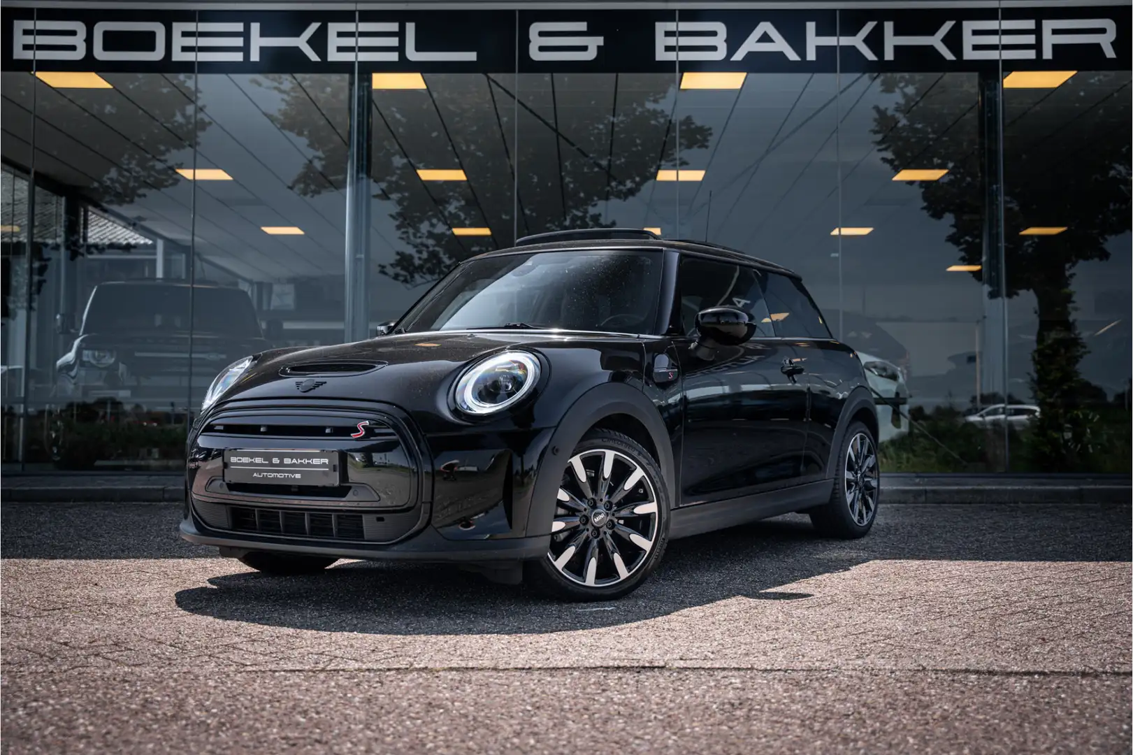 MINI Mini Electric MINI Yours 33 kWh ** Panodak ** Lede Zwart - 1