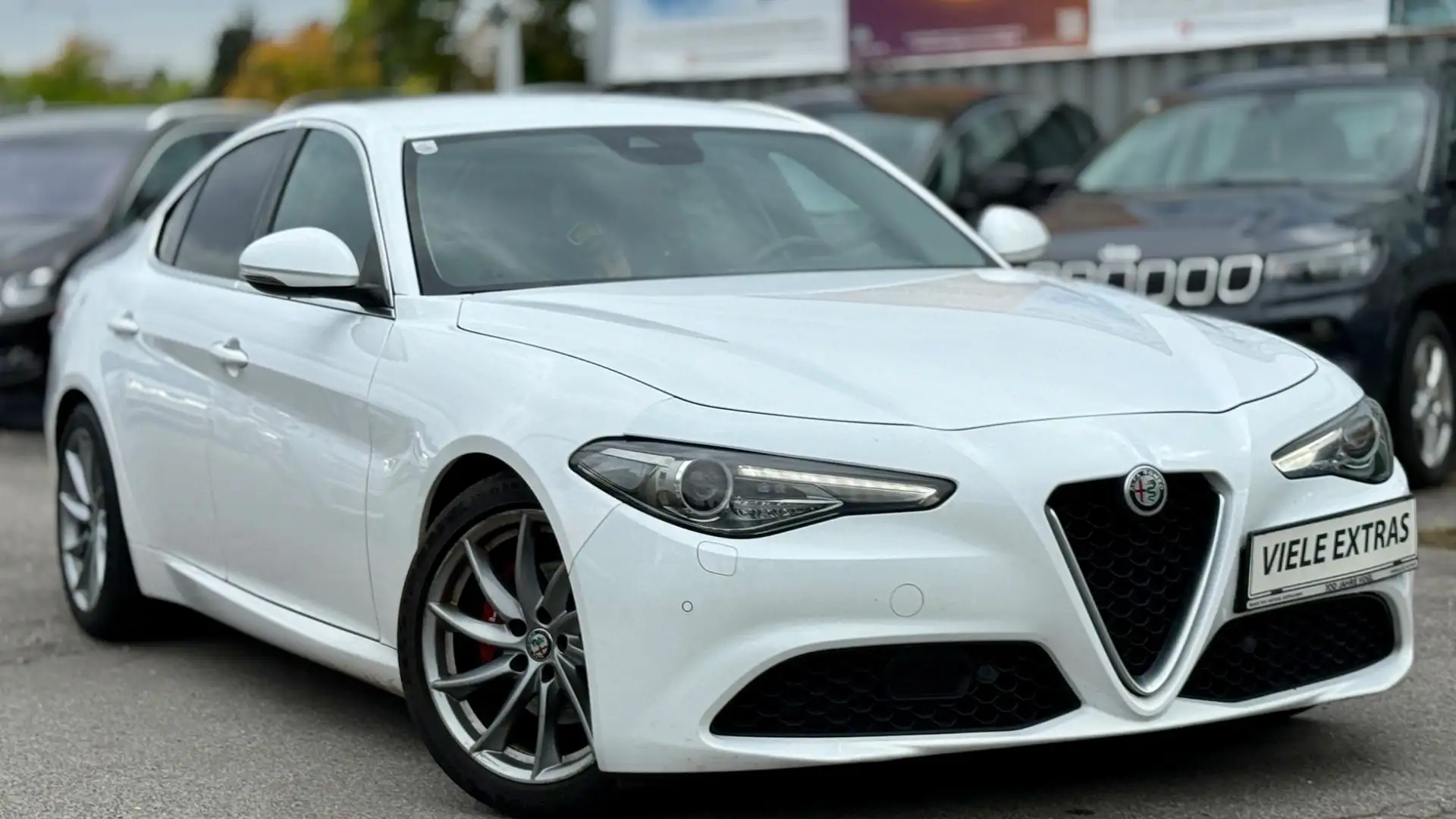 Alfa Romeo Giulia Super 2,2 180 *Viele-Extras +Sofort-Kredit Automa Weiß - 2