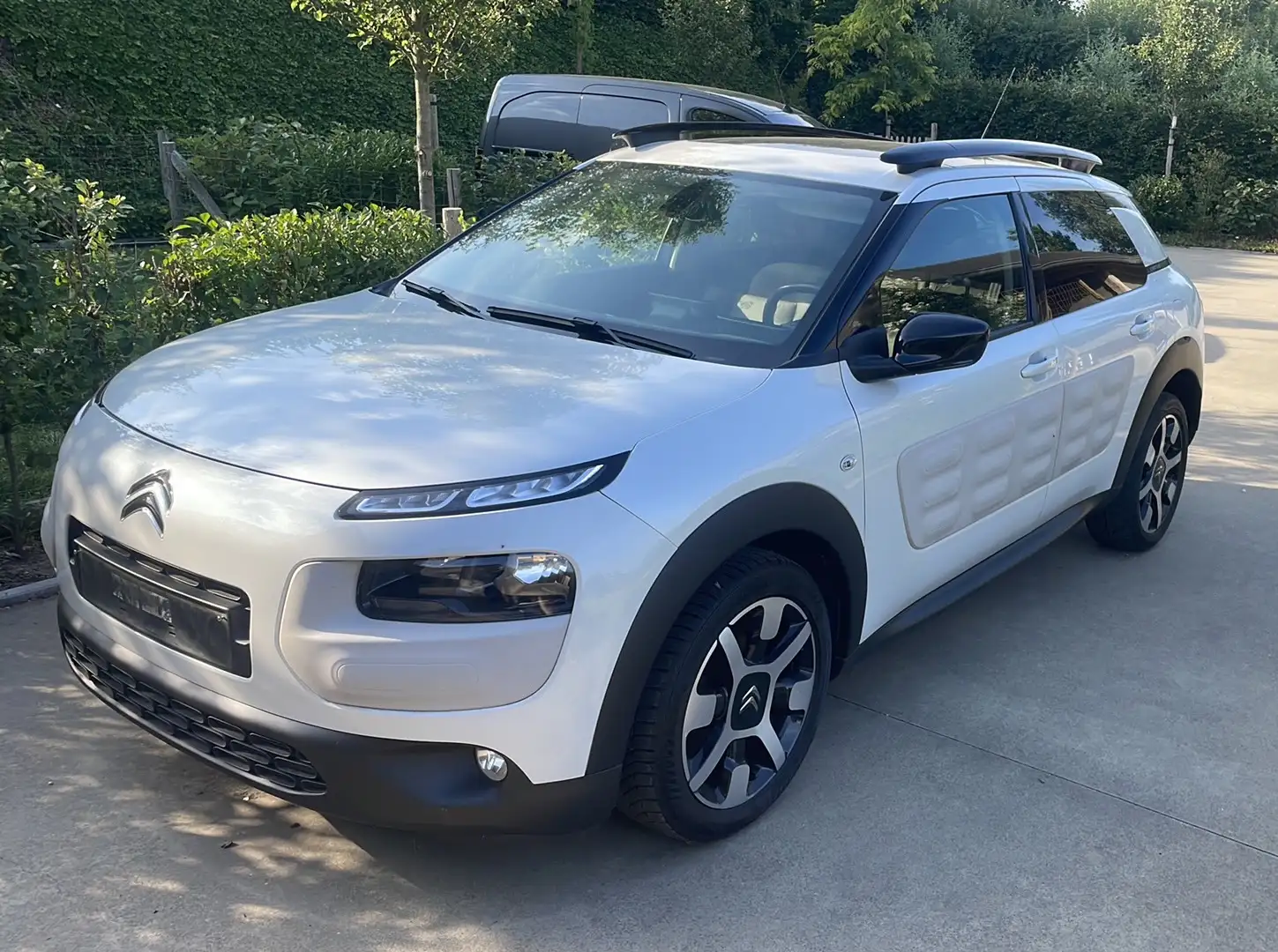 Citroen C4 Cactus Pure Tech 110 Stop&Start - 1